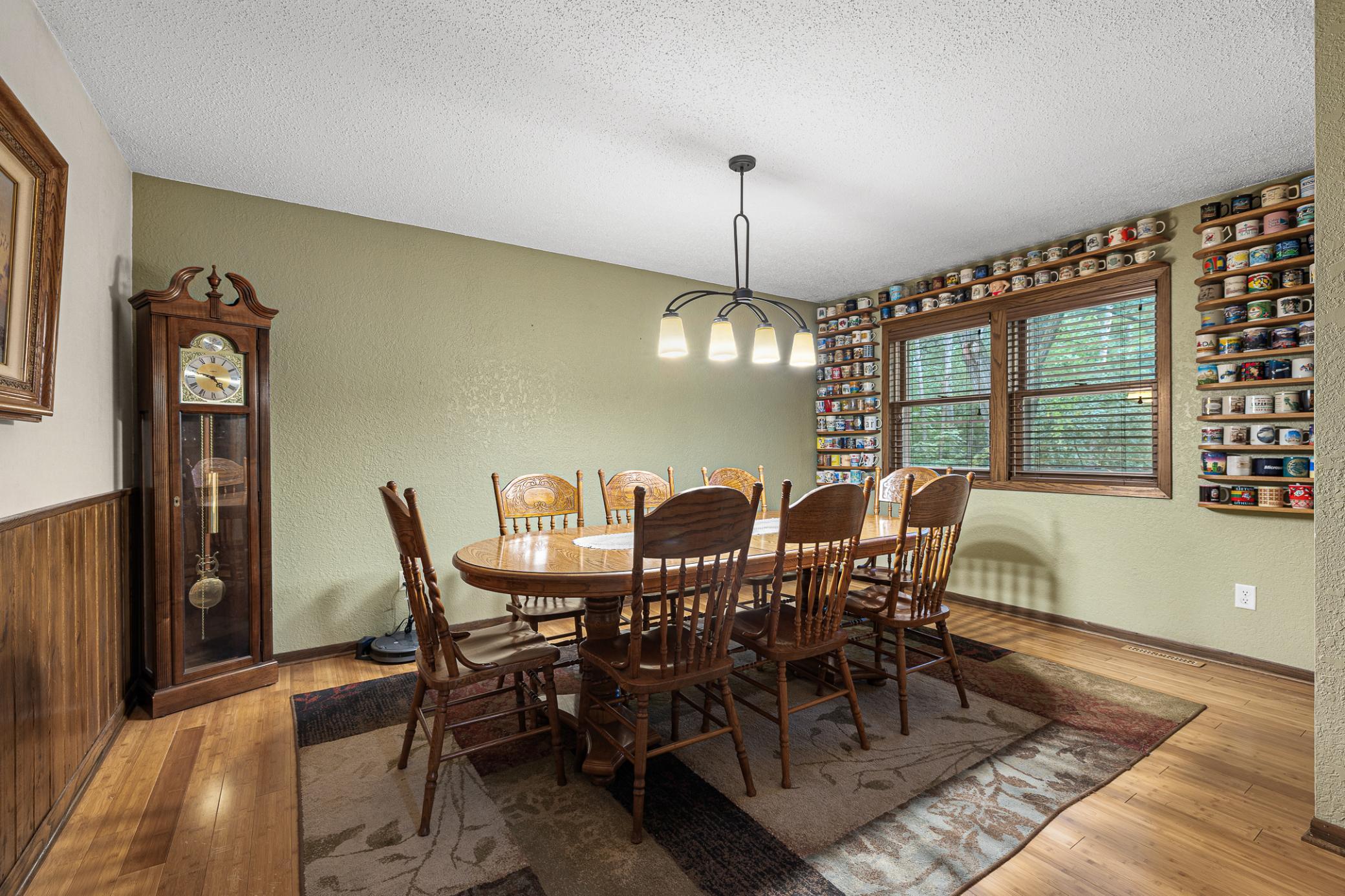 23902 Pineview Road Property Photo 13