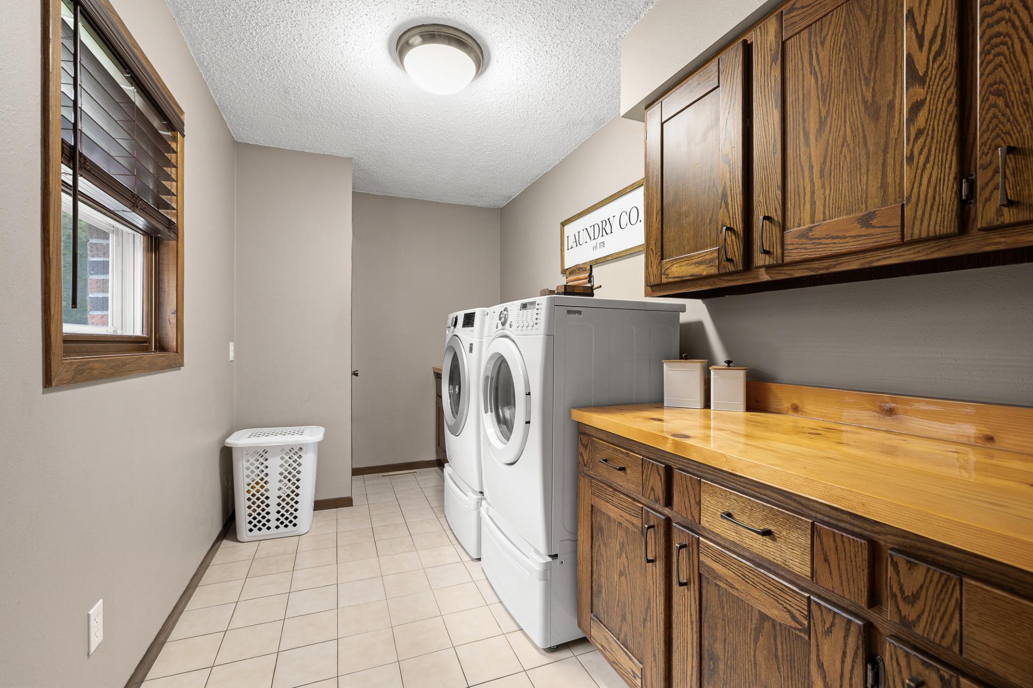 23902 Pineview Road Property Photo 14