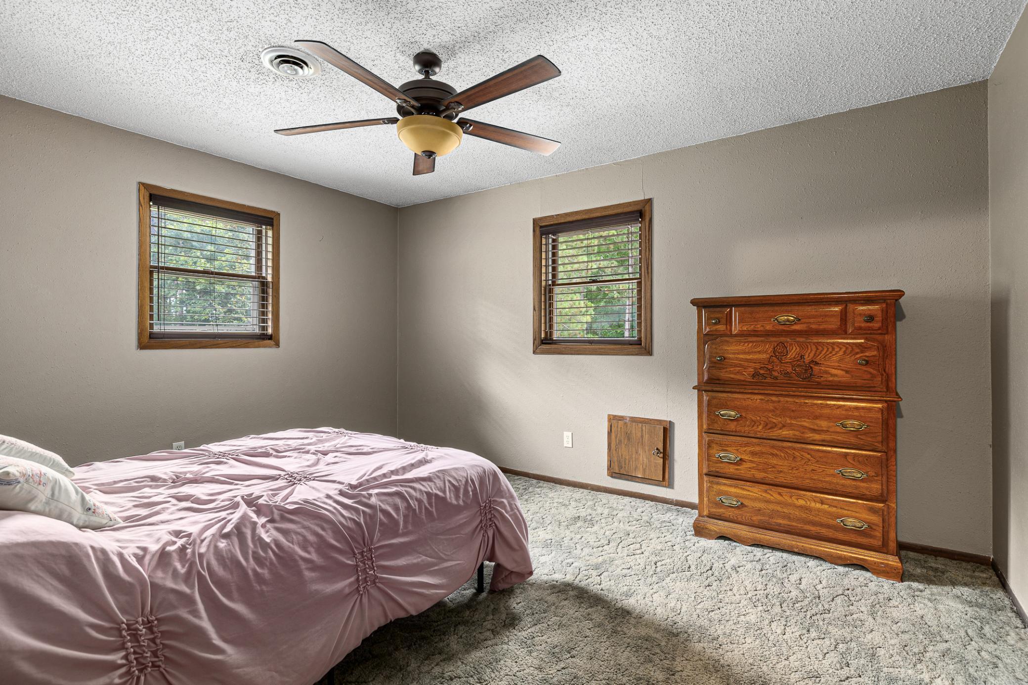 23902 Pineview Road Property Photo 17