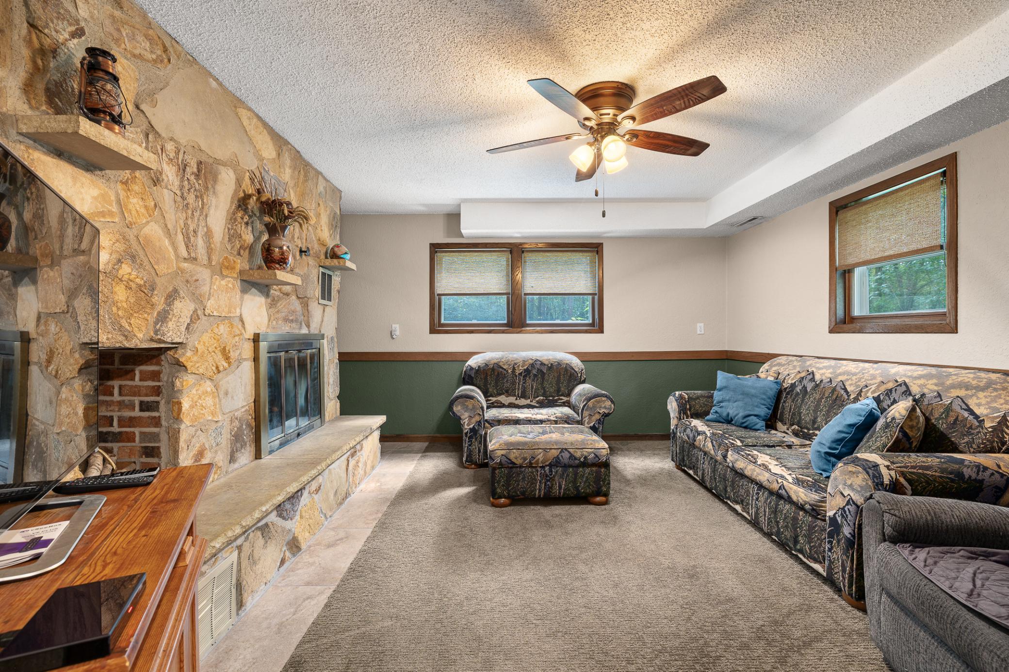 23902 Pineview Road Property Photo 22