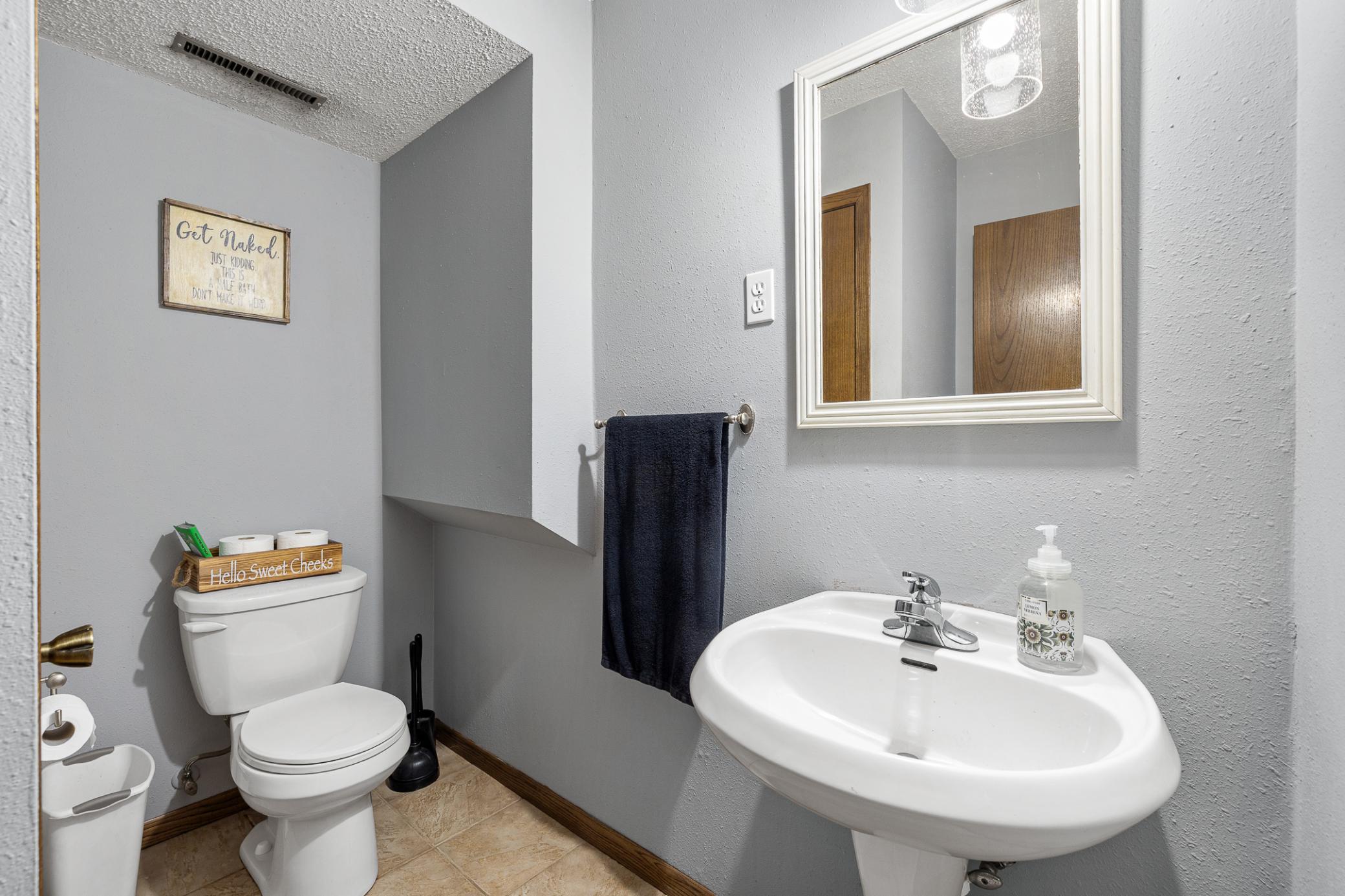 23902 Pineview Road Property Photo 26