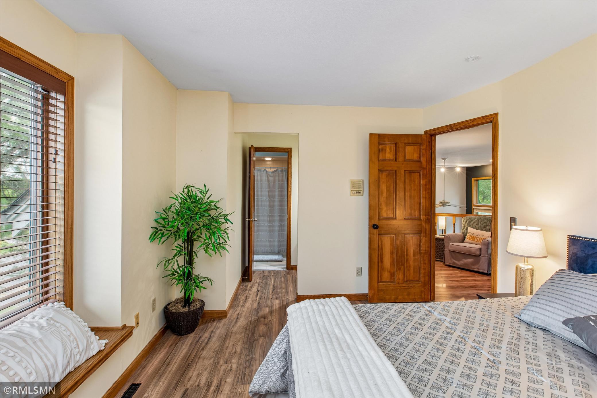 13789 Guild Avenue Property Photo 32