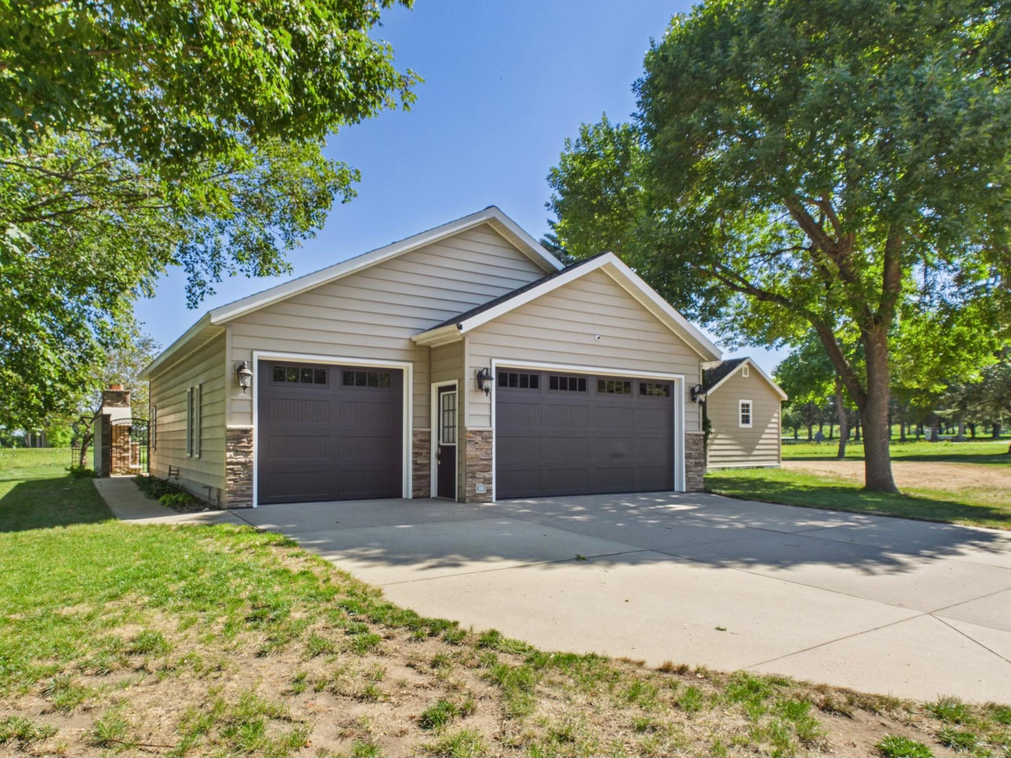 32805 Spunk Tree Circle Property Photo 3