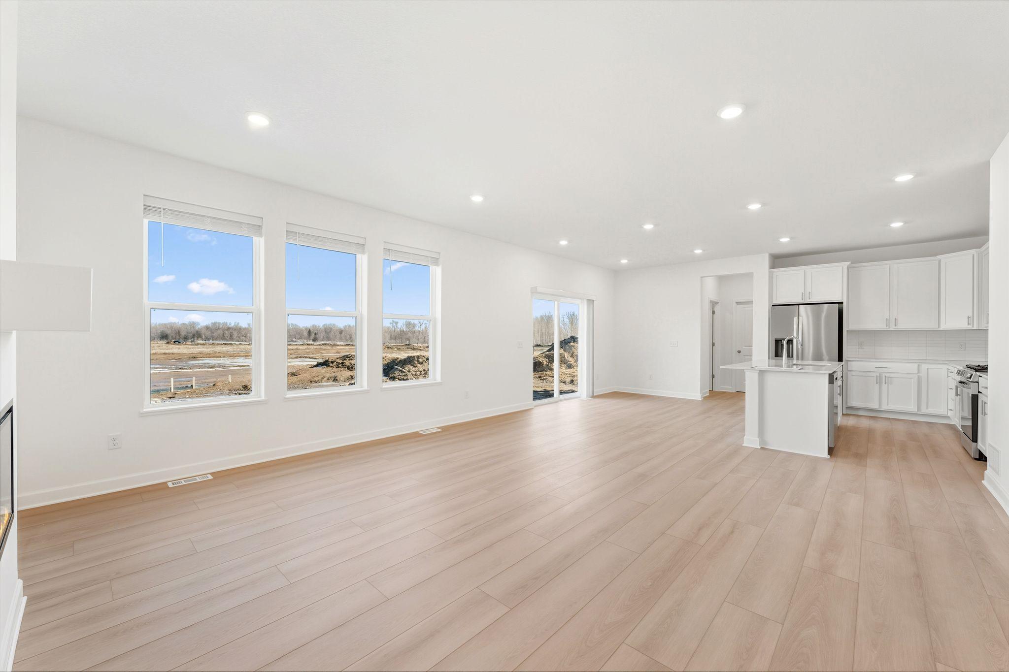 9989 185th Avenue Nw Property Photo 6