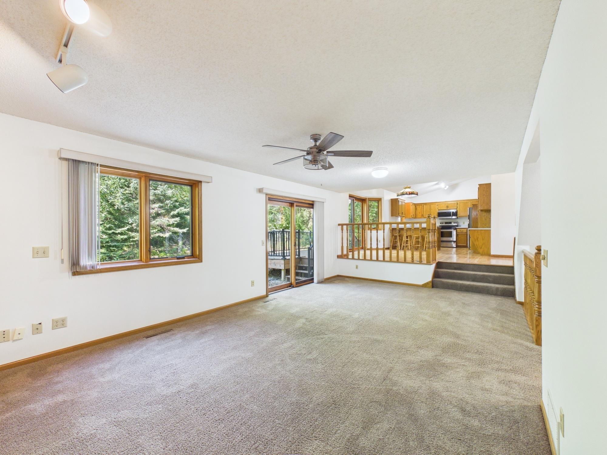 1952 Park Ridge Court Property Photo 20