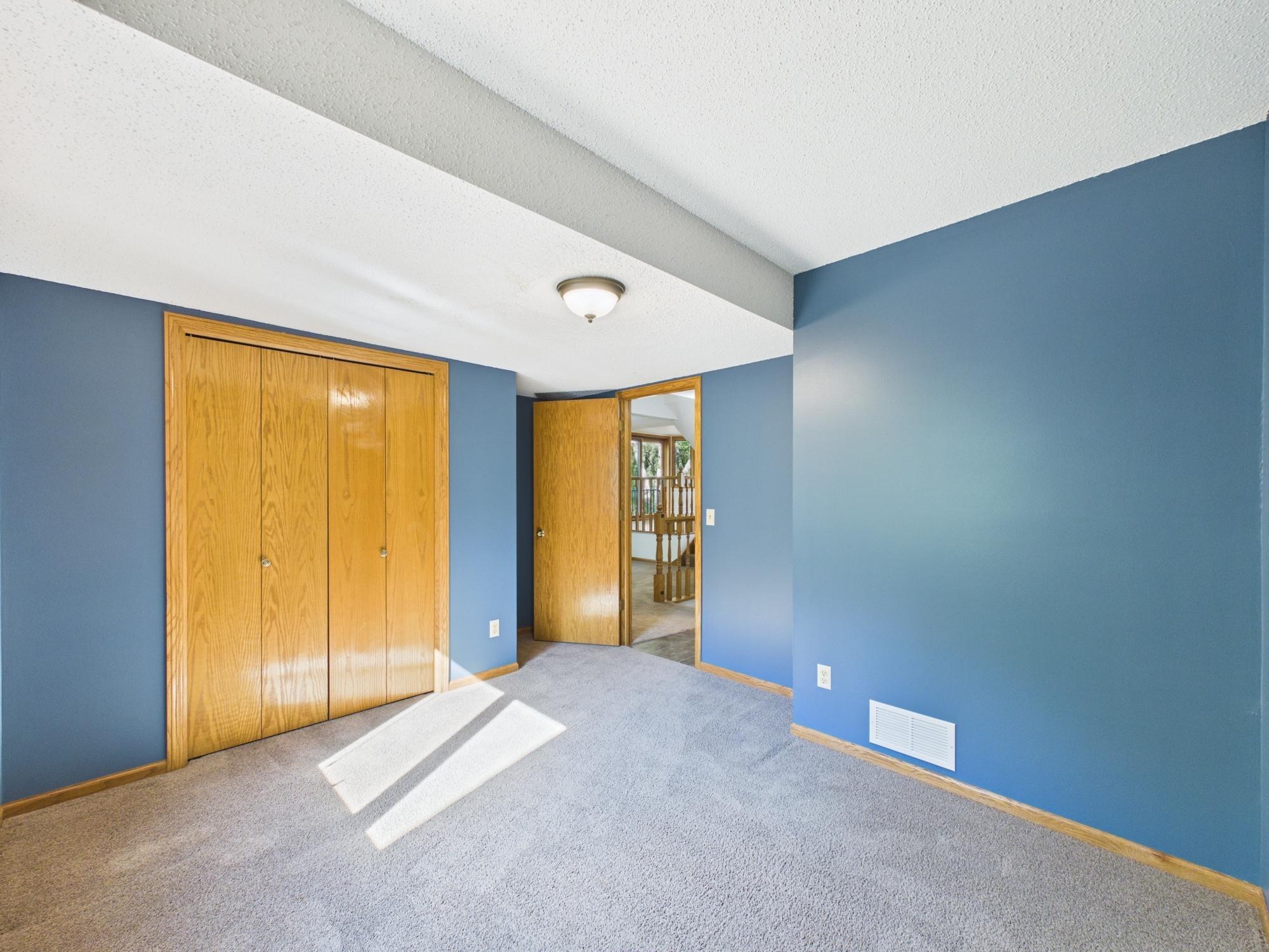1952 Park Ridge Court Property Photo 21