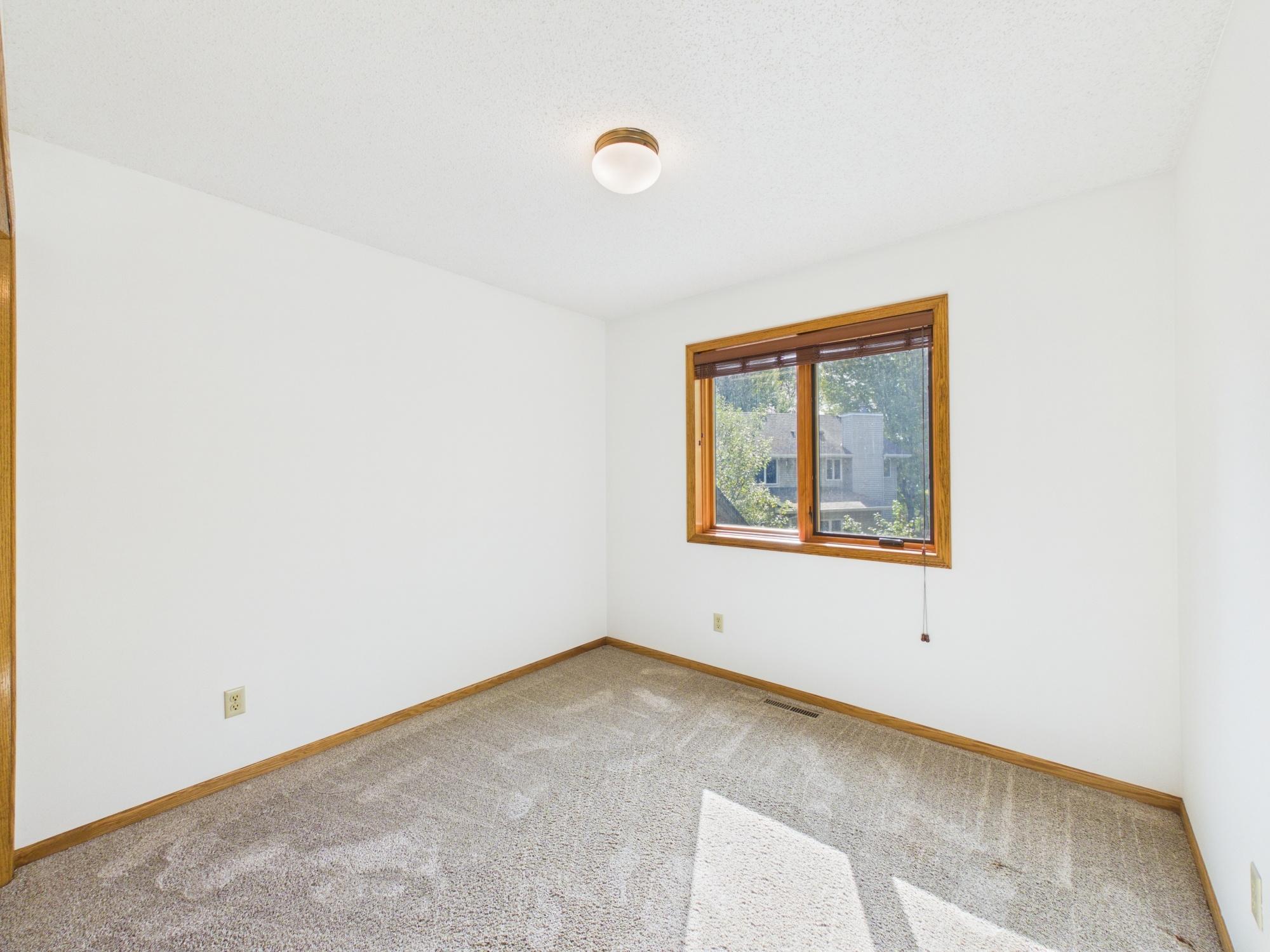 1952 Park Ridge Court Property Photo 30