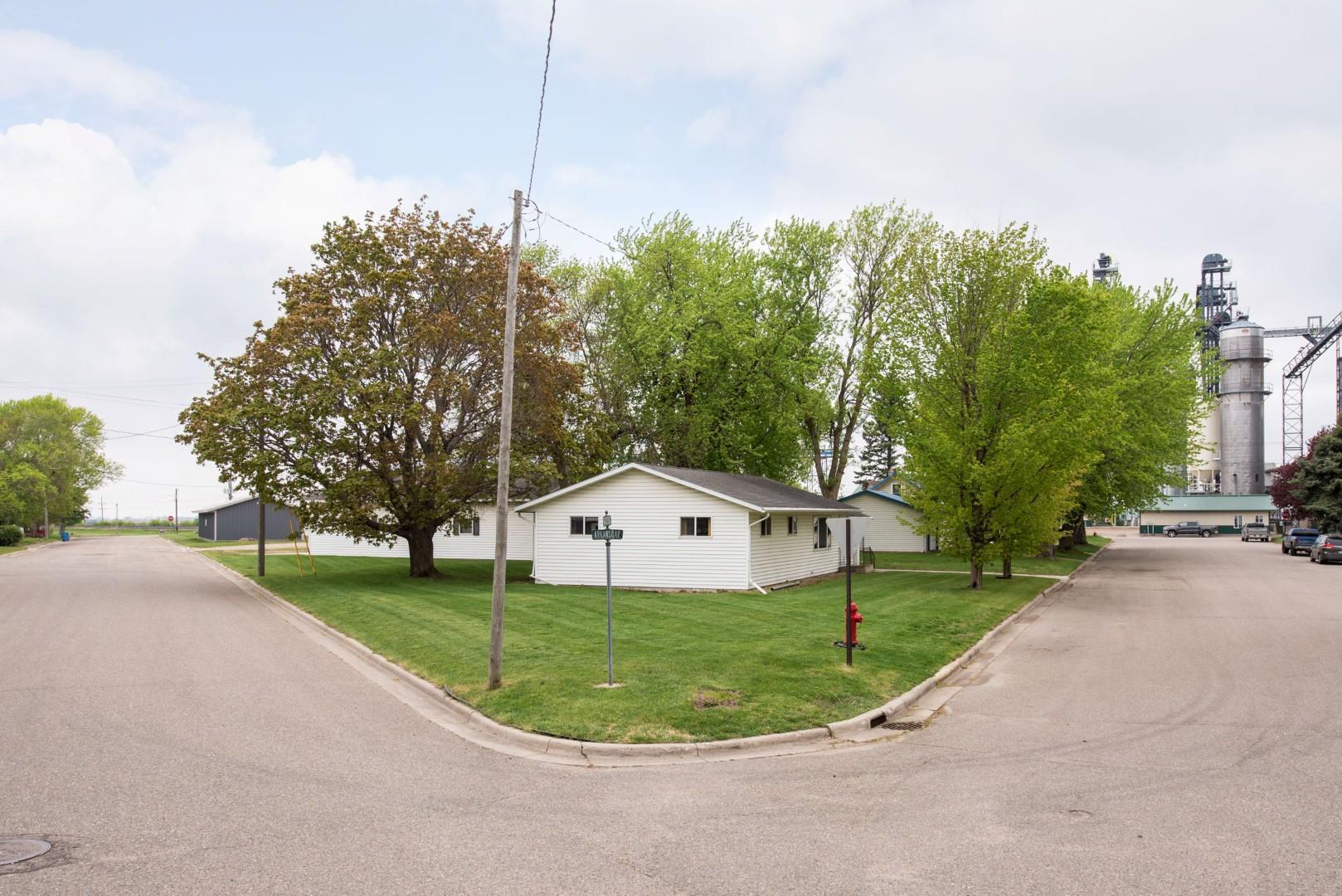 109 Arkansas Avenue Property Photo 26