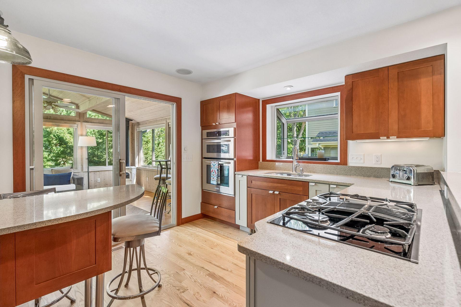 5616 Countryside Road Property Photo 5