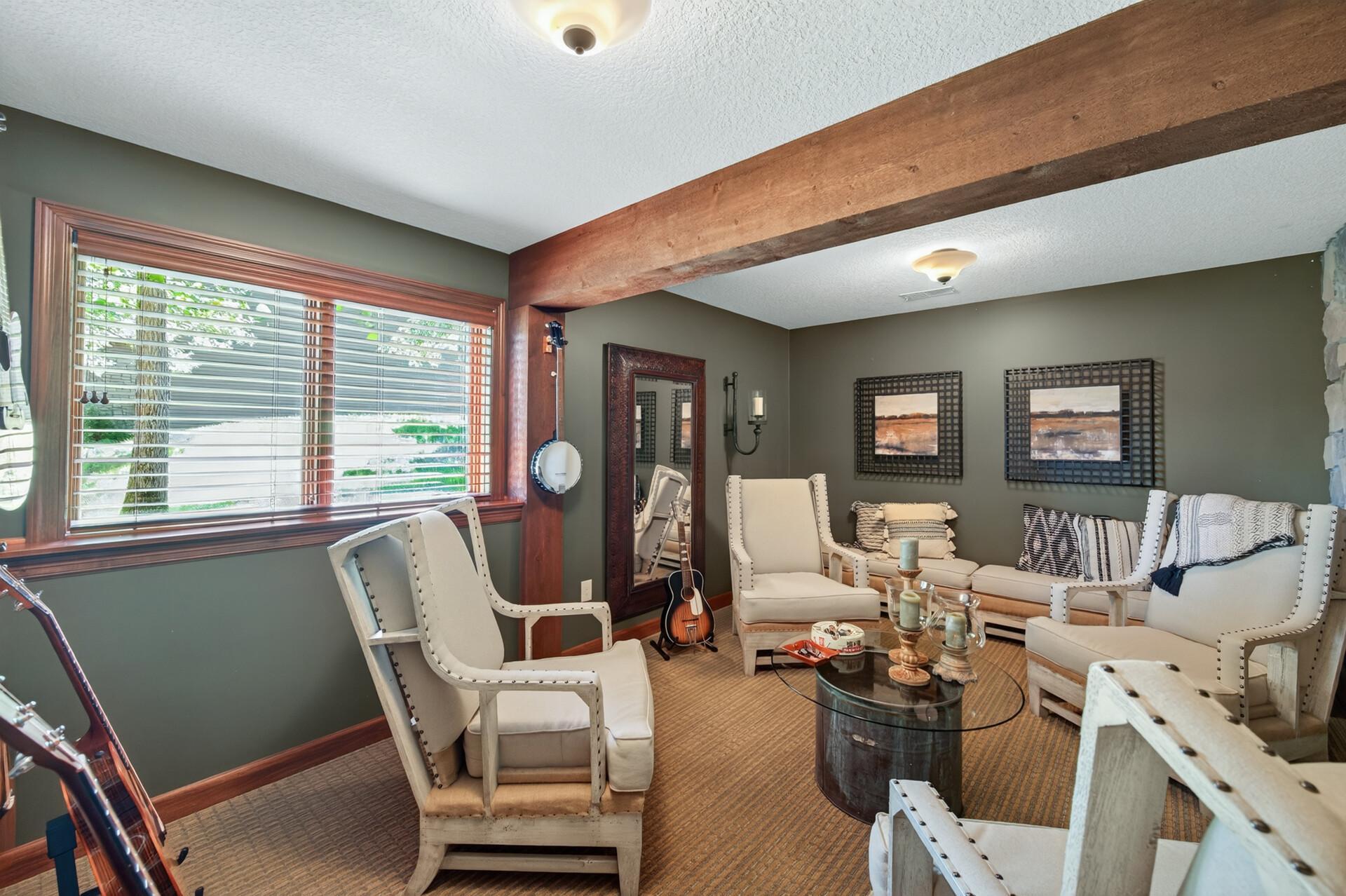 13457 Vickers Street Ne Property Photo 57