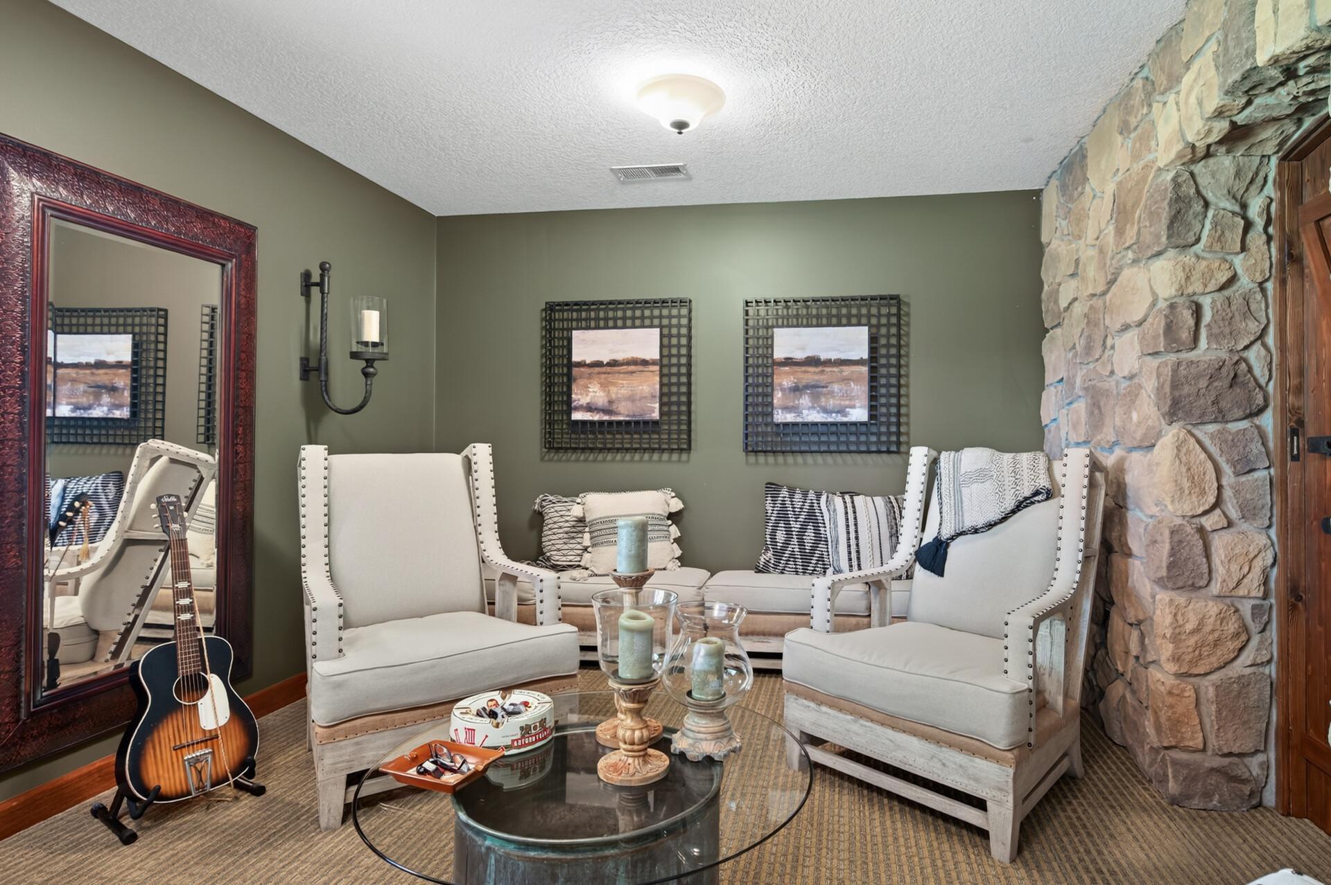 13457 Vickers Street Ne Property Photo 59