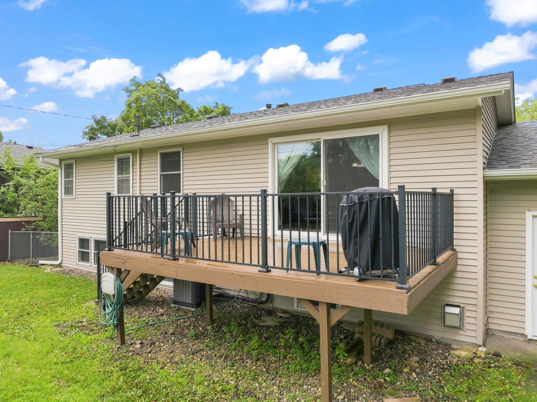 829 Oriole Drive Property Photo 14