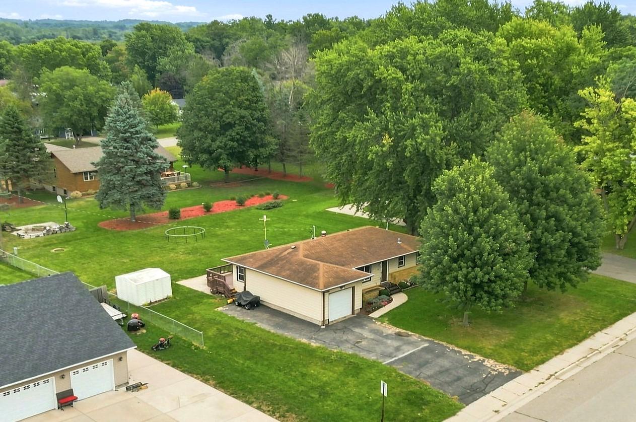 1463 Glynview Trail Property Photo 2