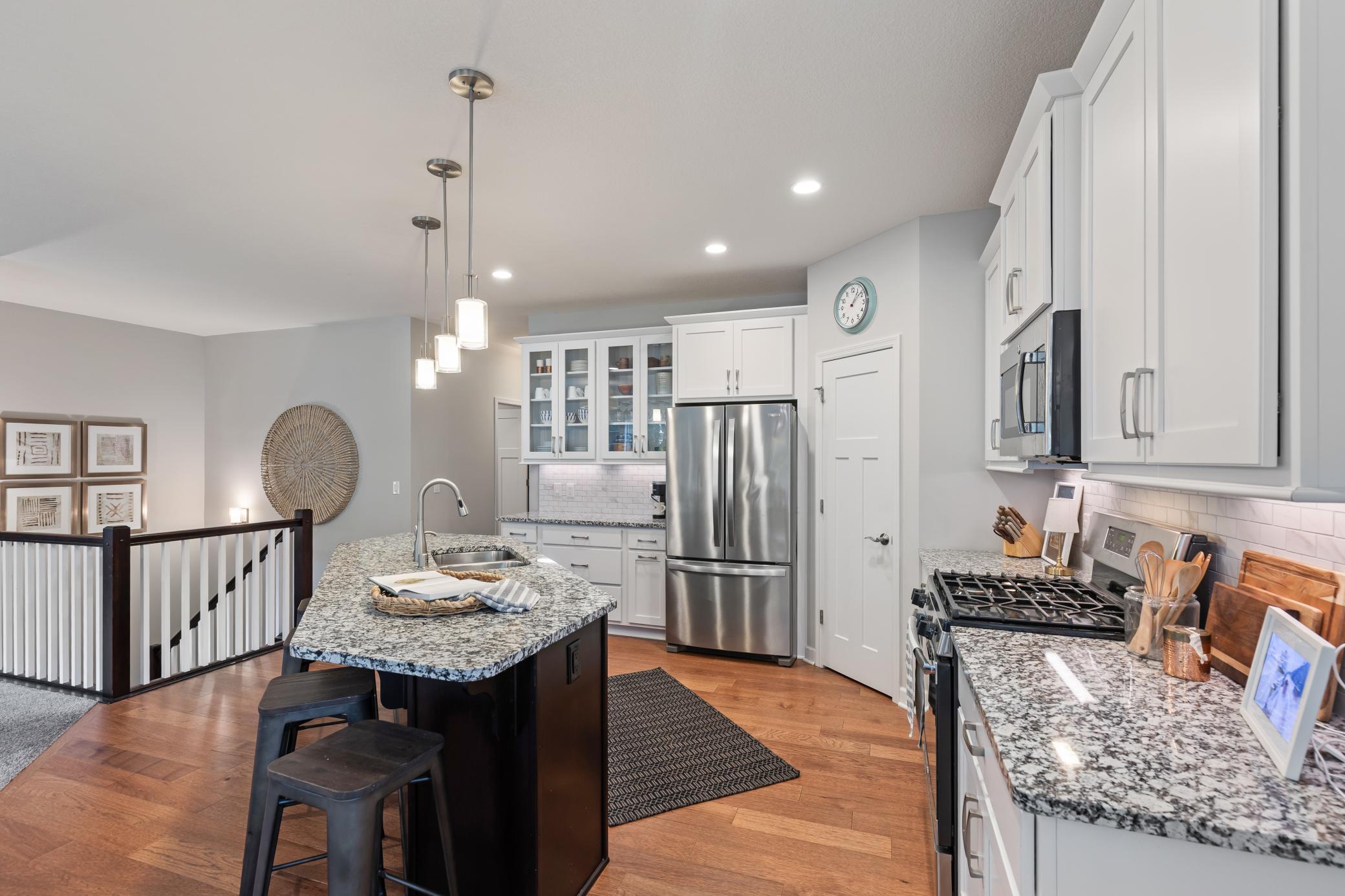6583 Bracken Drive Property Photo 11