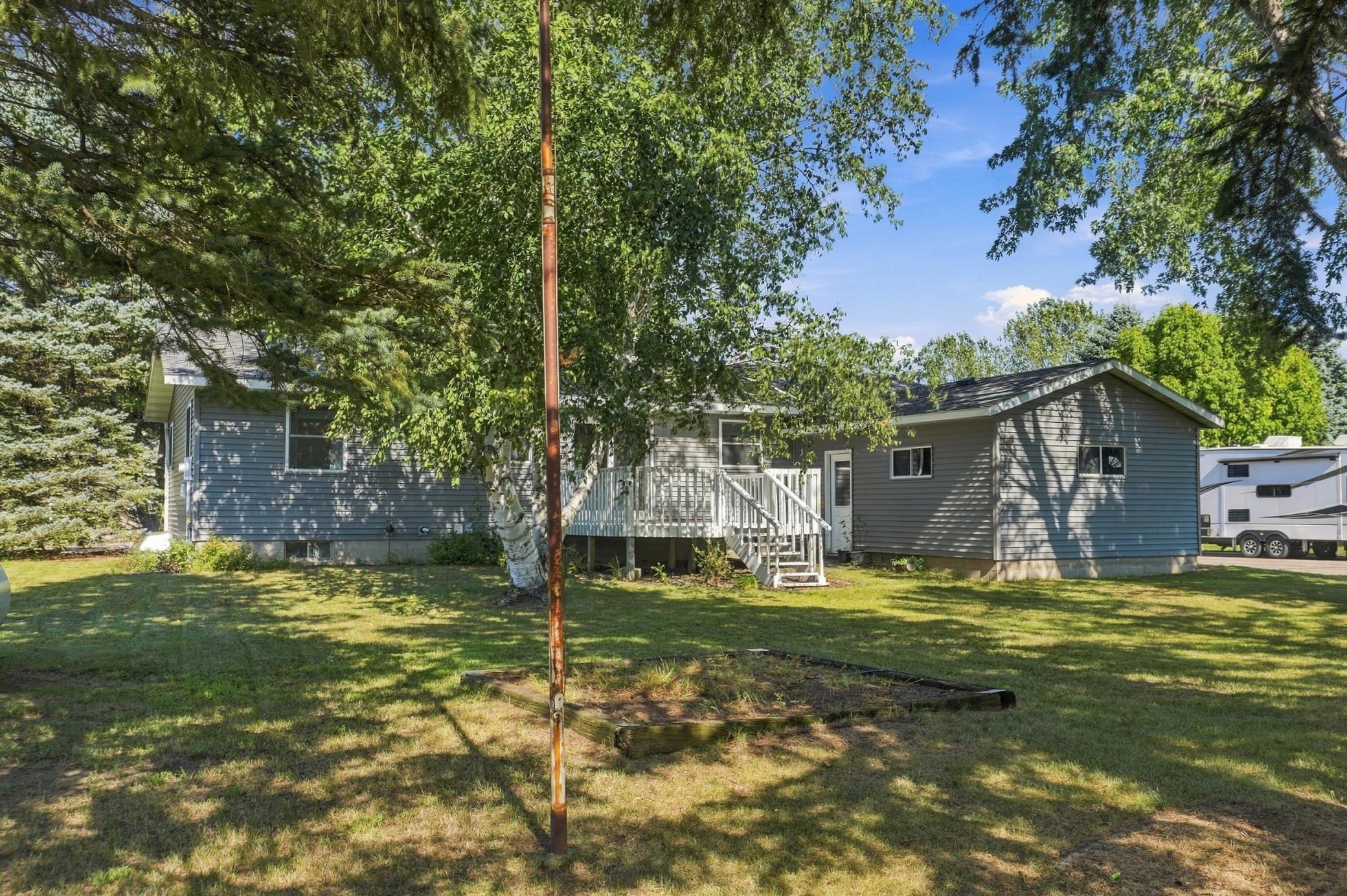 930 Park Street Property Photo 3
