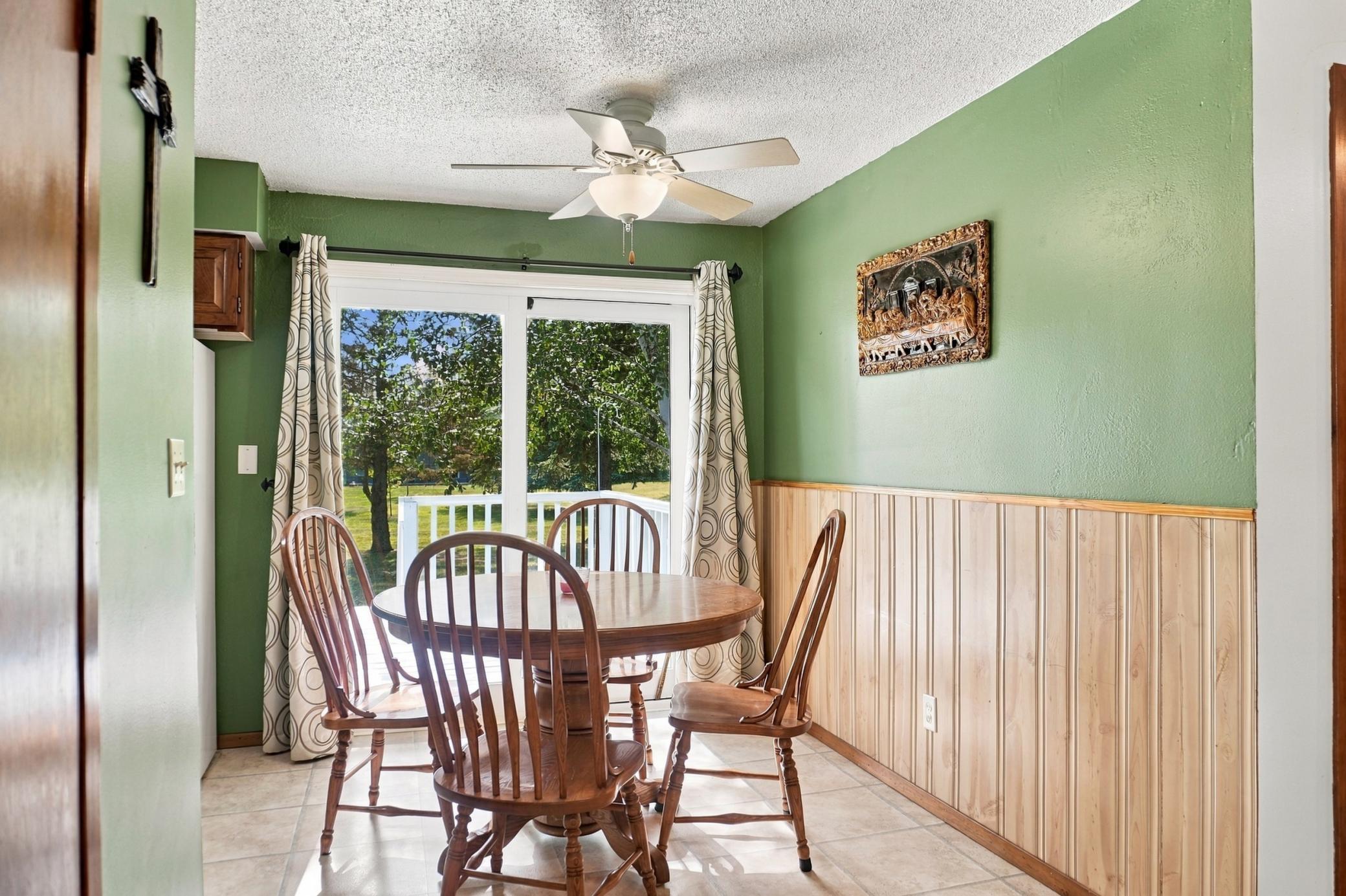 930 Park Street Property Photo 6