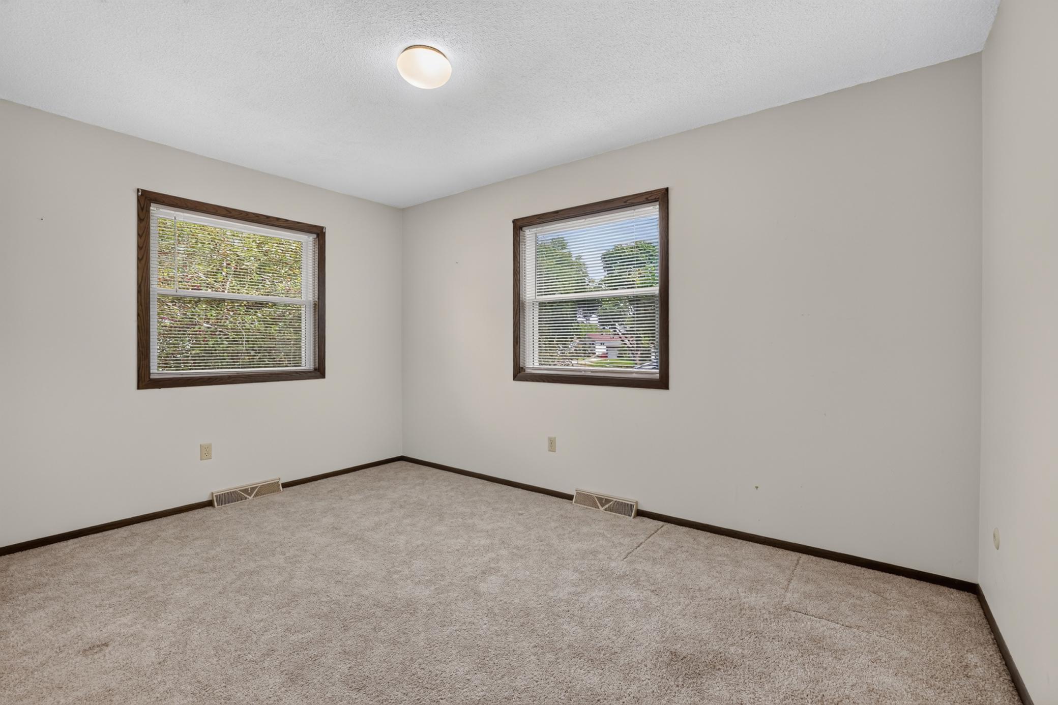 2332 4th Avenue Nw Property Photo 44