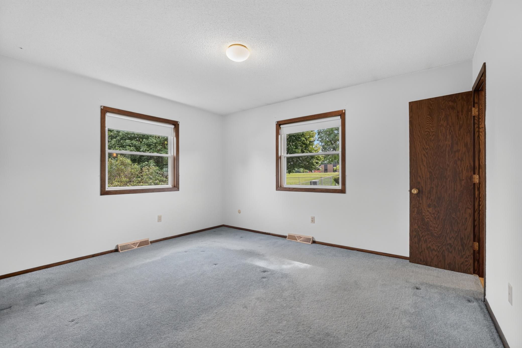 2332 4th Avenue Nw Property Photo 53