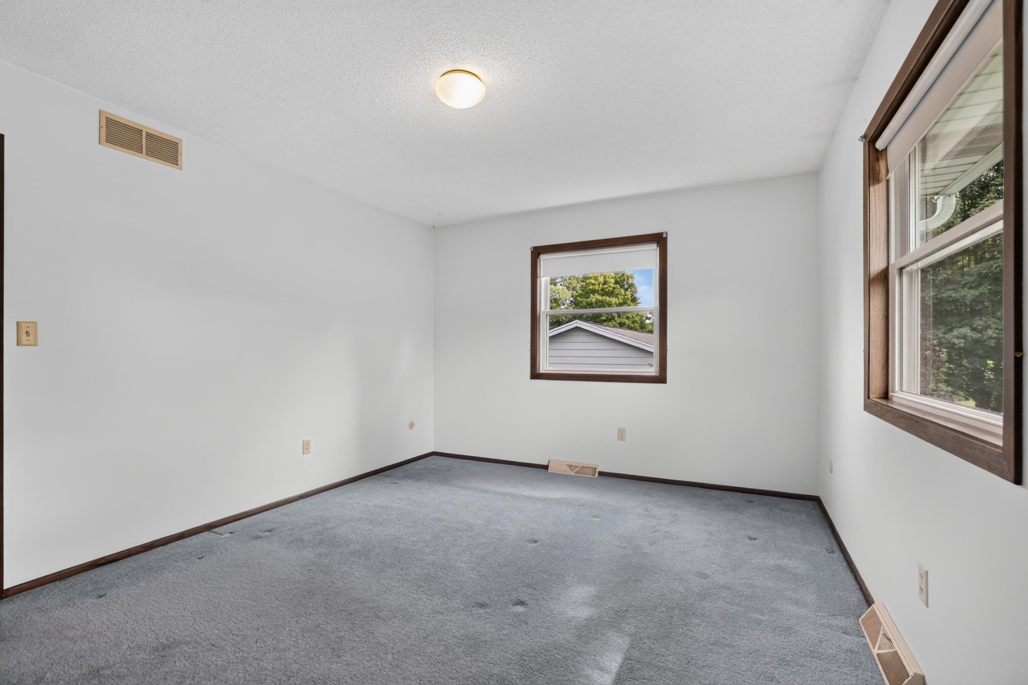 2332 4th Avenue Nw Property Photo 56