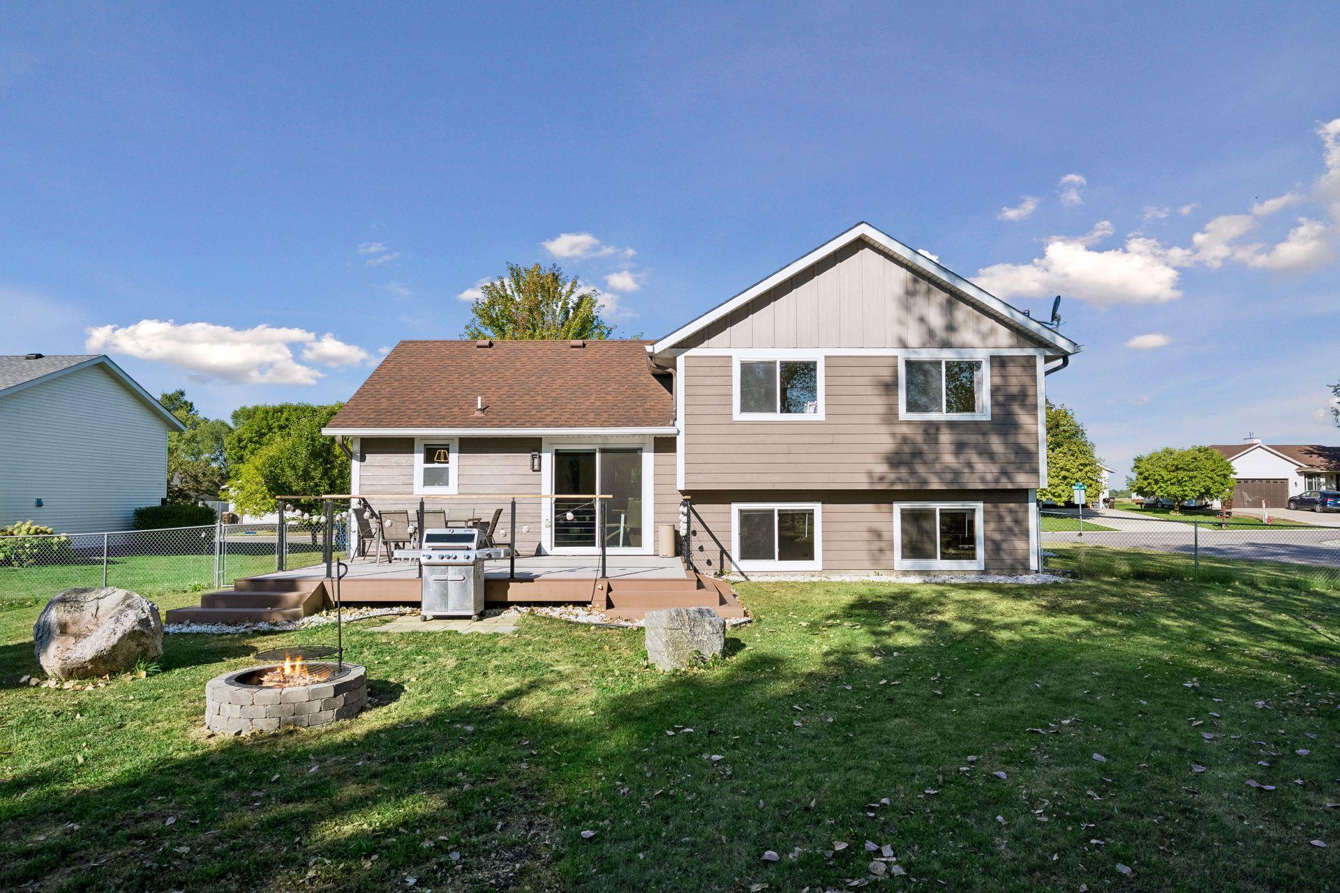 650 Robert Avenue N Property Photo 20