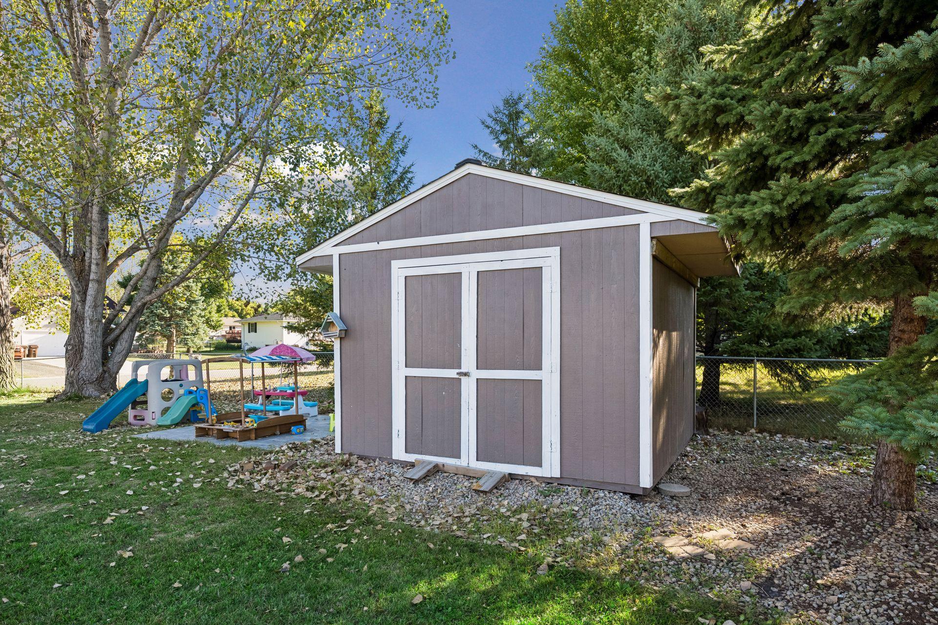 650 Robert Avenue N Property Photo 28