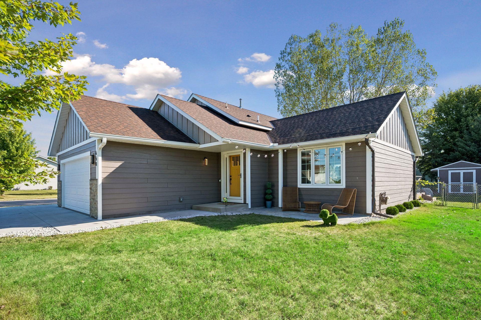 650 Robert Avenue N Property Photo 31