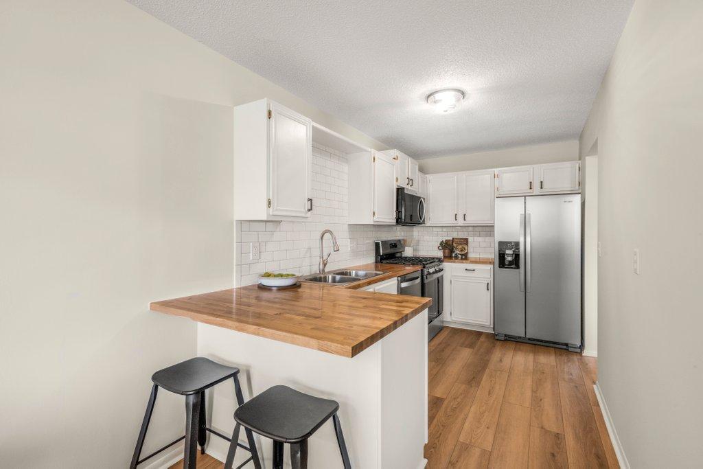 11934 70th Place N Property Photo 7