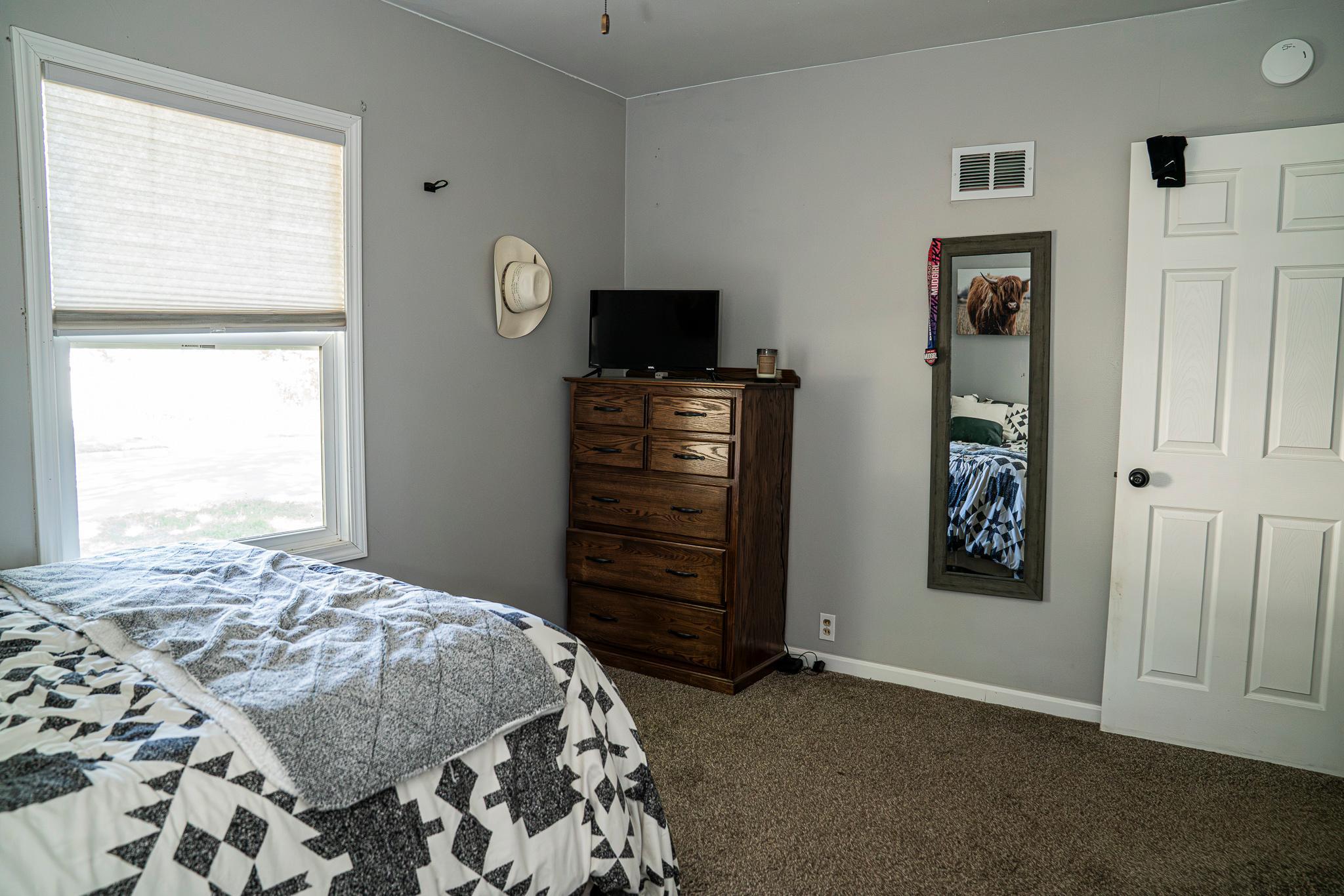 124 E Emory Street Property Photo 18