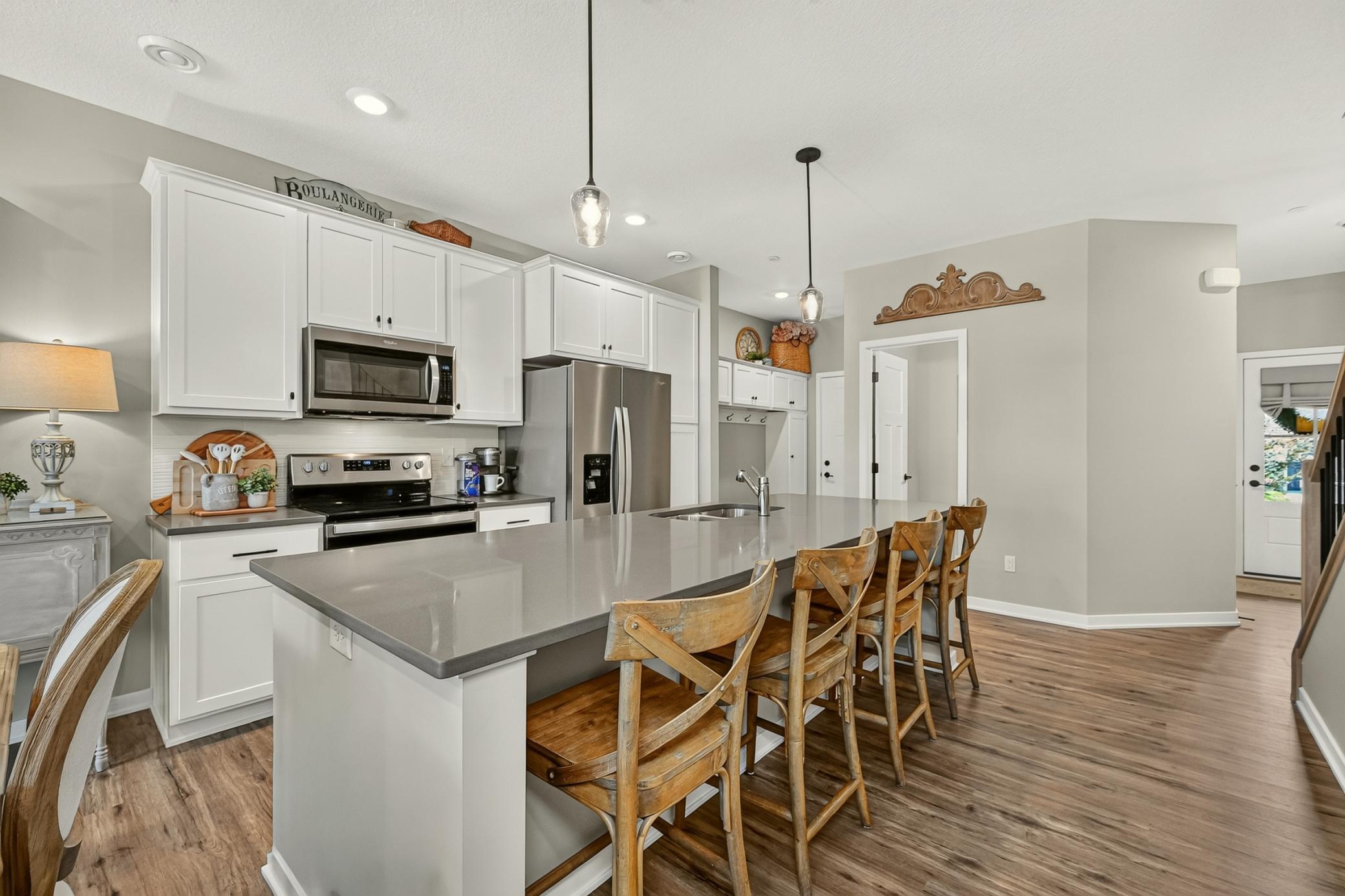 5205 Harvest Square Place Nw Property Photo 3