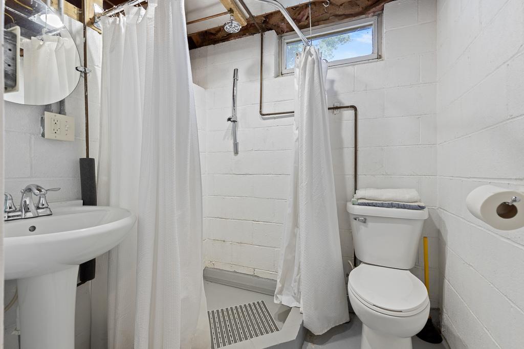 404 Walnut Street Property Photo 49