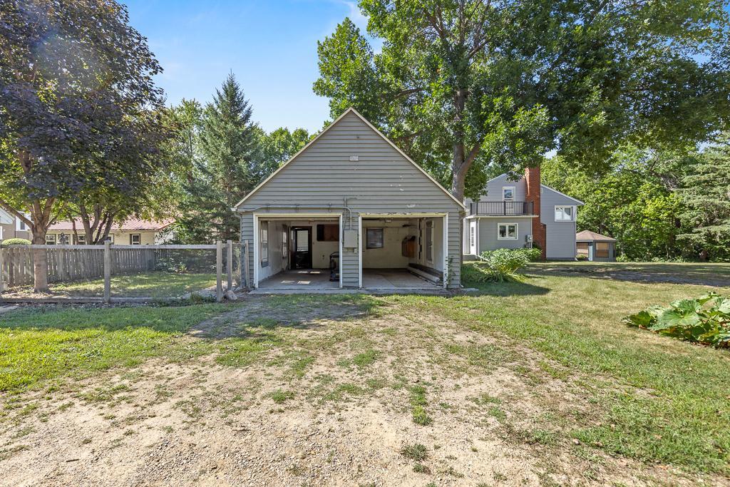 404 Walnut Street Property Photo 64
