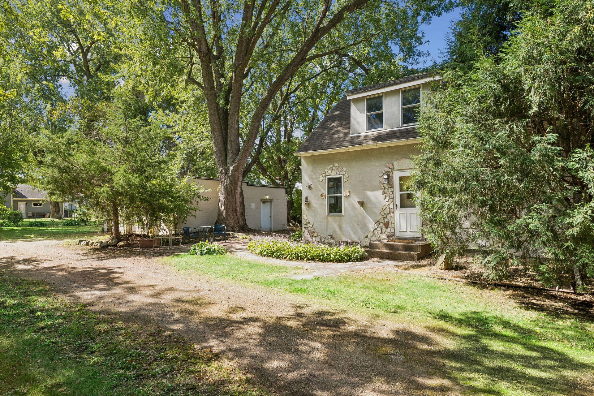 5329 Bryant Street Property Photo 2