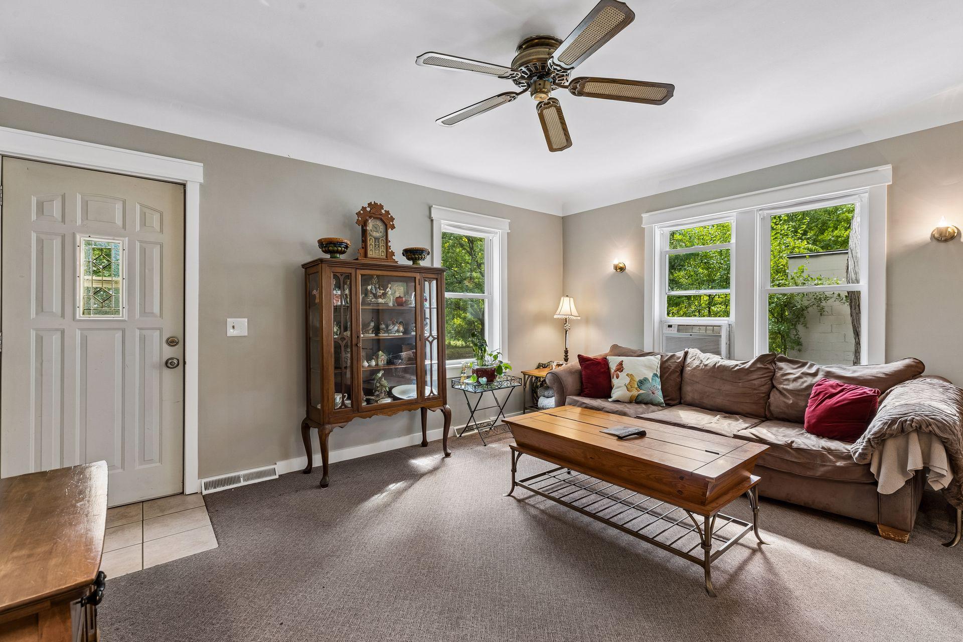 5329 Bryant Street Property Photo 5