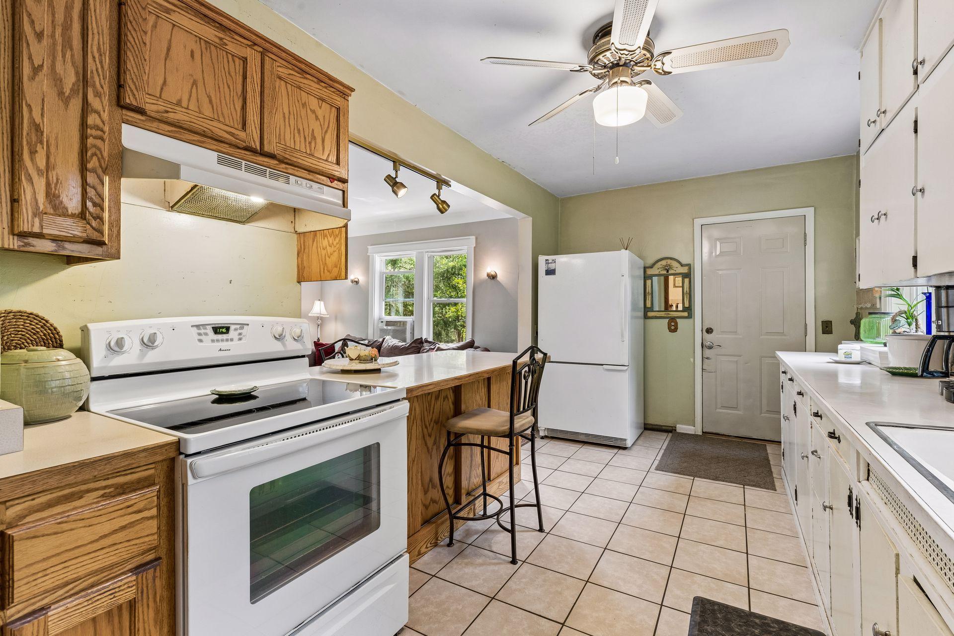 5329 Bryant Street Property Photo 11