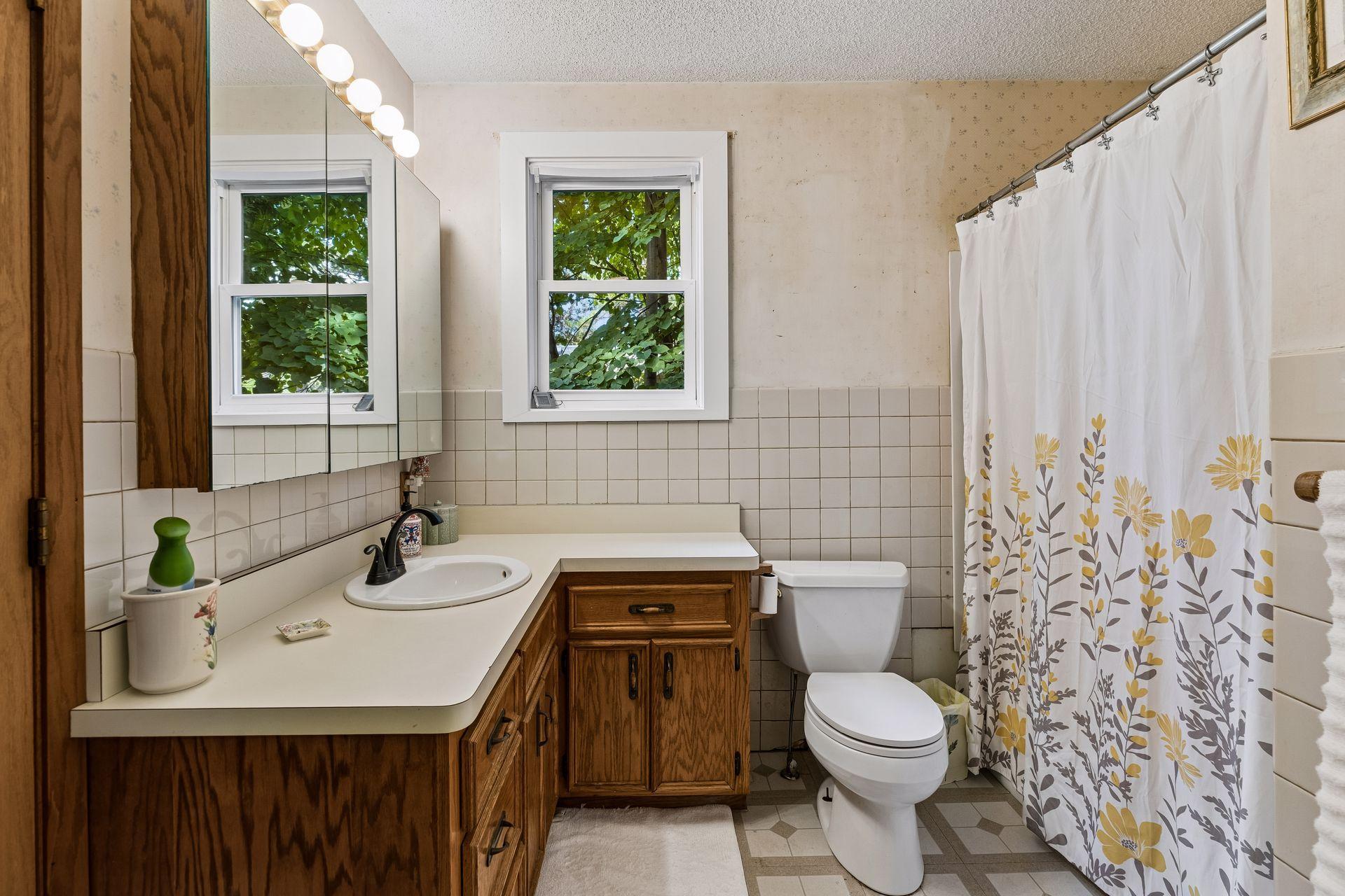 5329 Bryant Street Property Photo 17