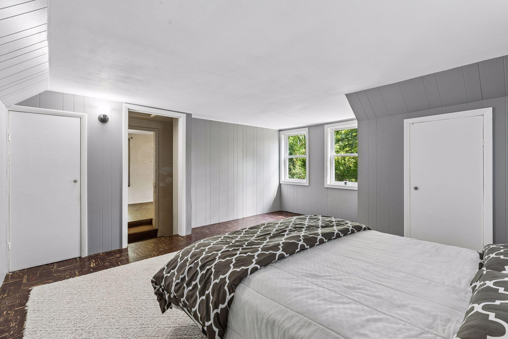 5329 Bryant Street Property Photo 22