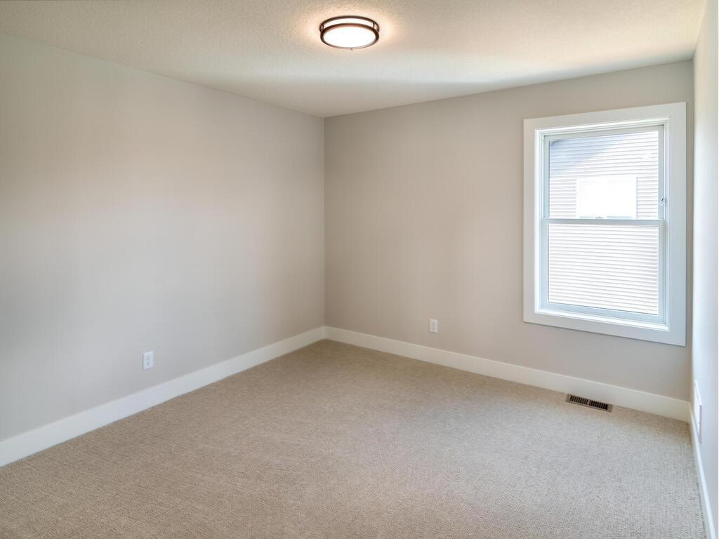 5380 176th Street Property Photo 30