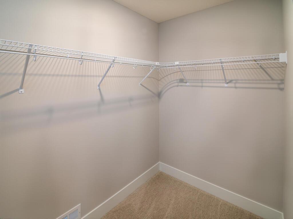 5380 176th Street Property Photo 32