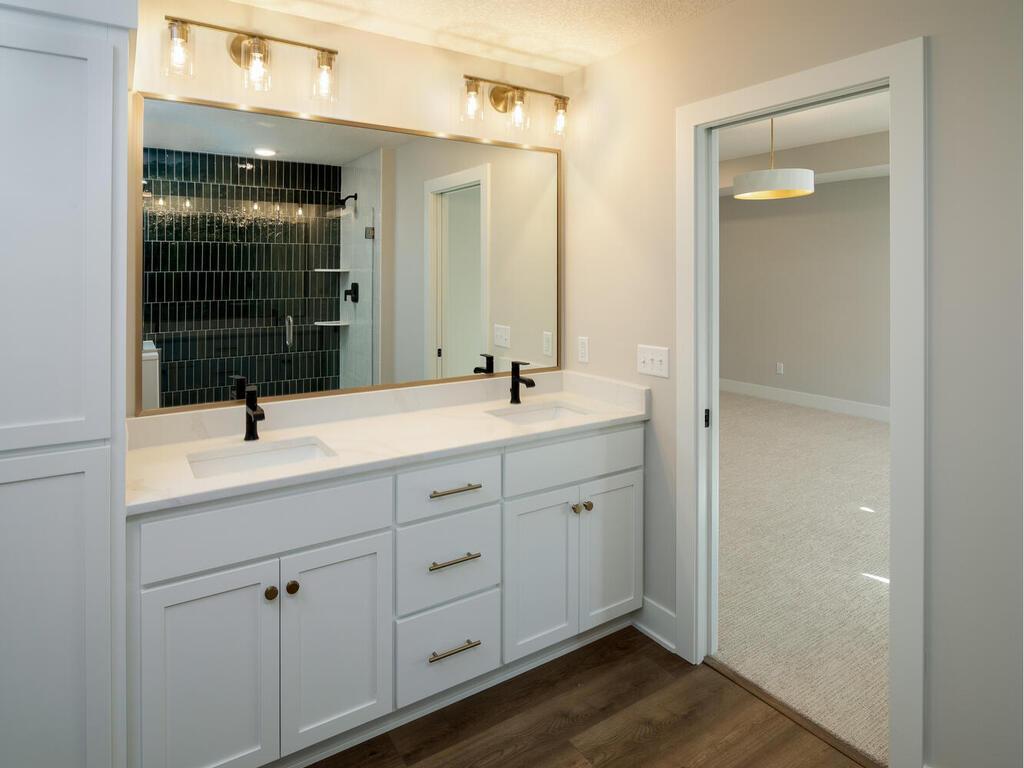 5380 176th Street Property Photo 47