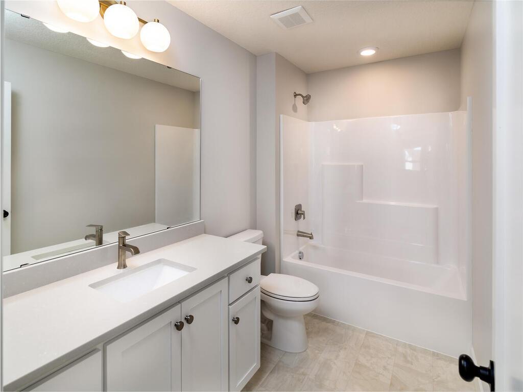 5380 176th Street Property Photo 49