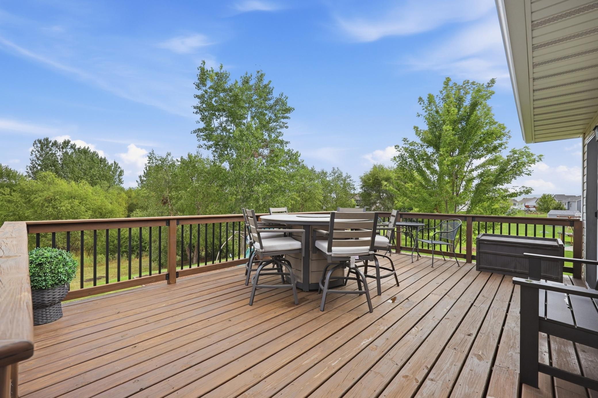 8796 Ebersole Avenue Property Photo 3