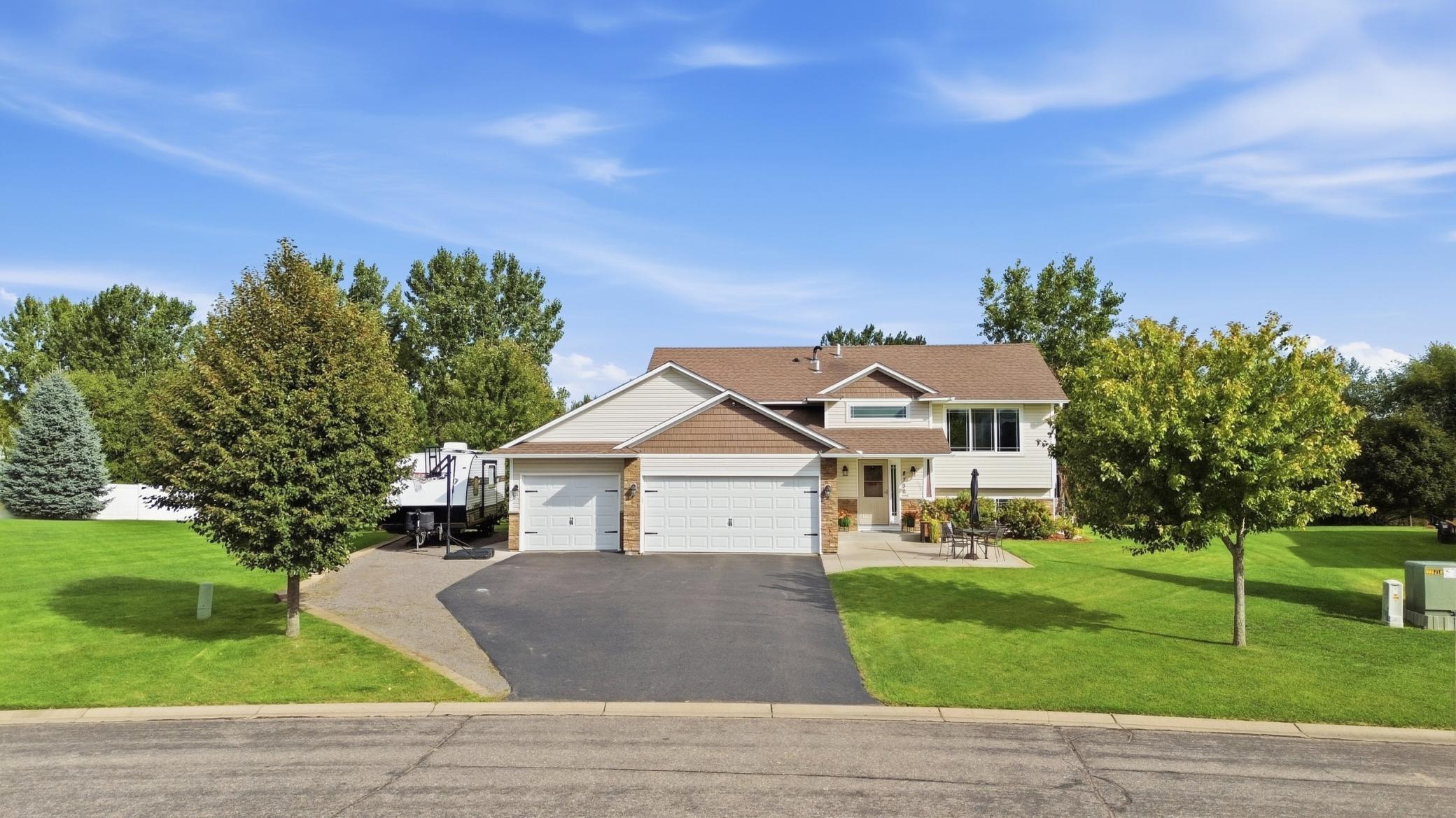 8796 Ebersole Avenue Property Photo 6