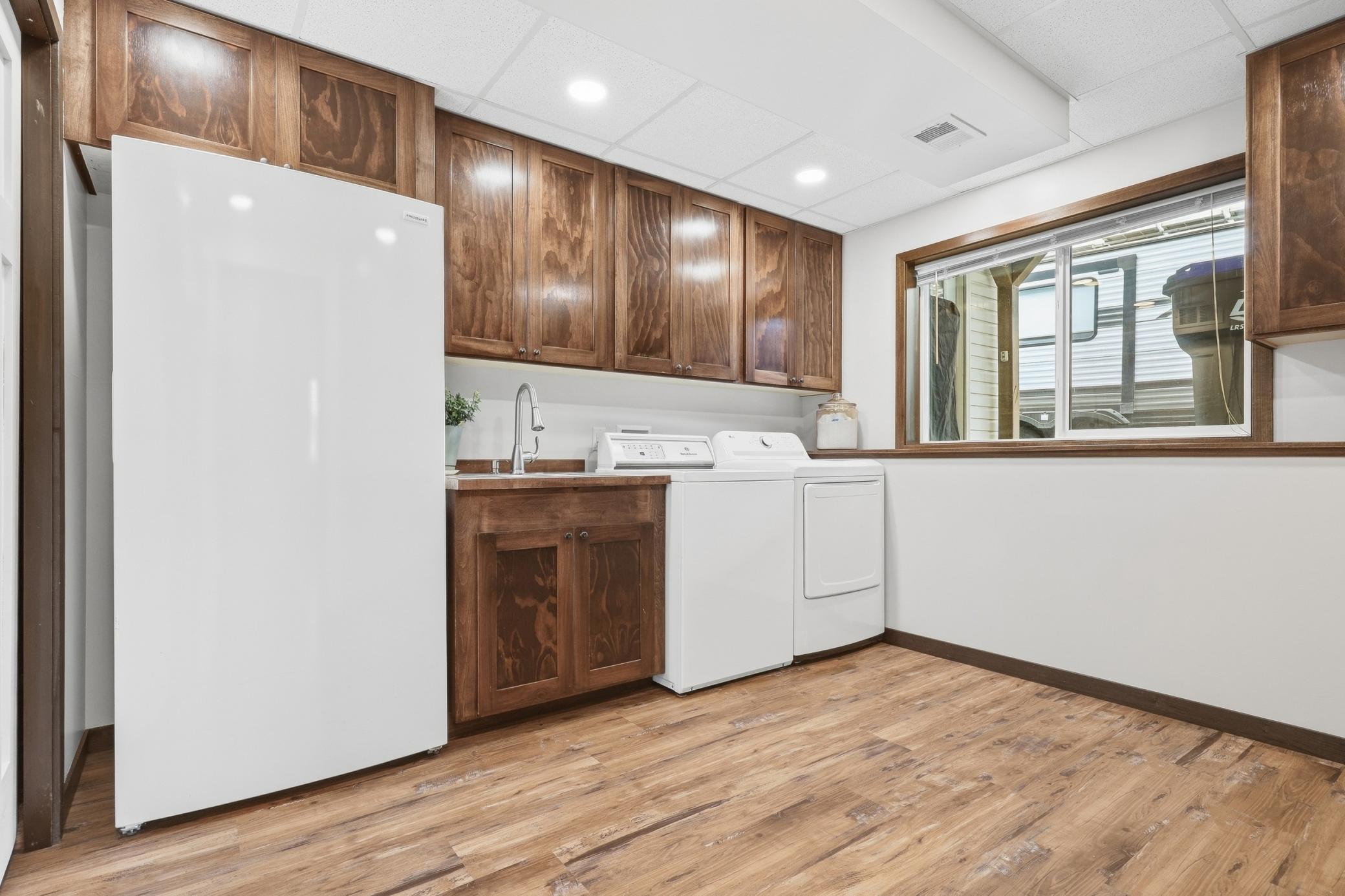 8796 Ebersole Avenue Property Photo 39