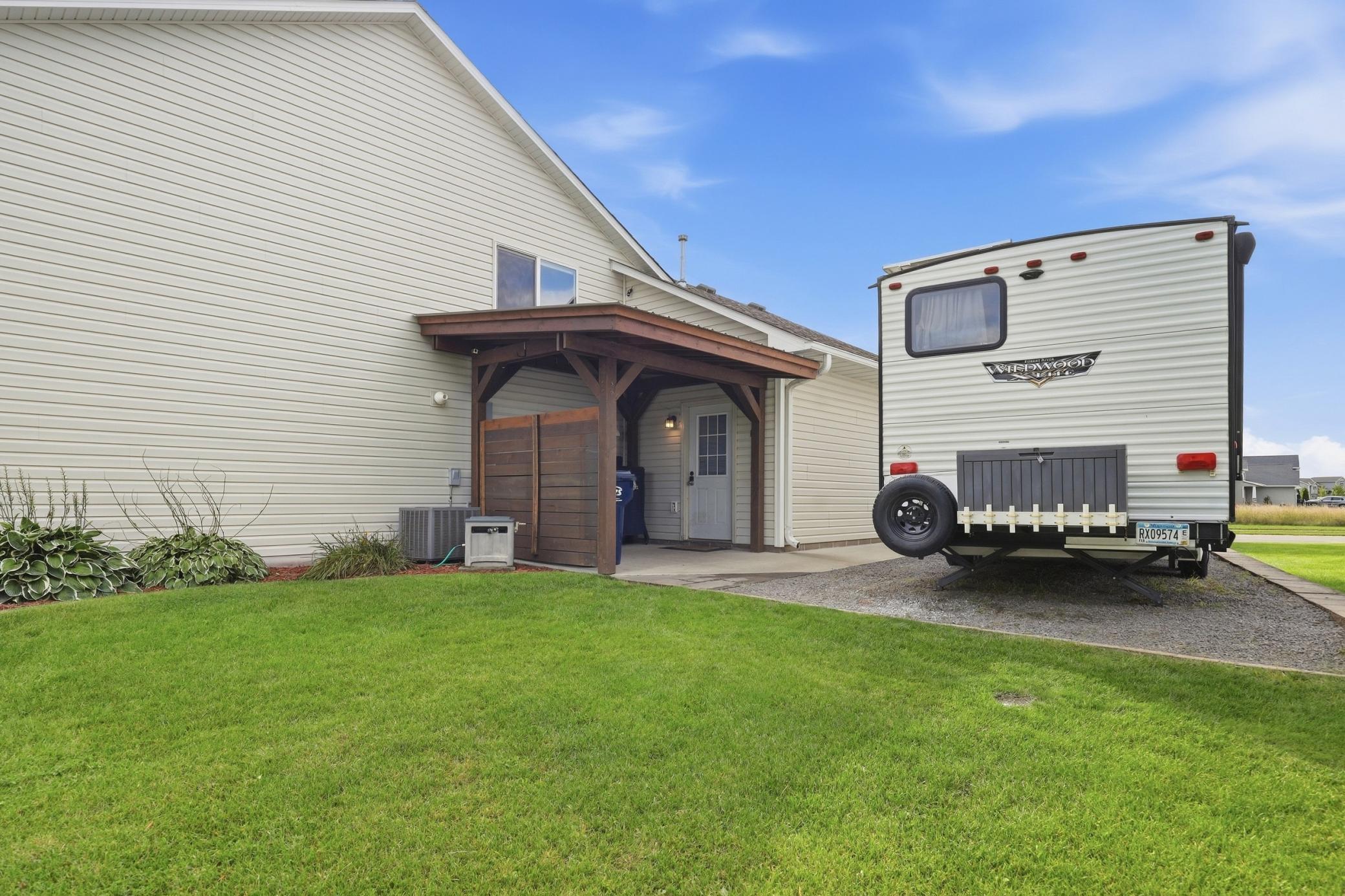 8796 Ebersole Avenue Property Photo 43