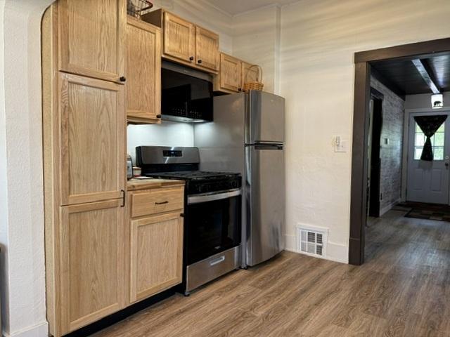 845 12th Street Property Photo 11