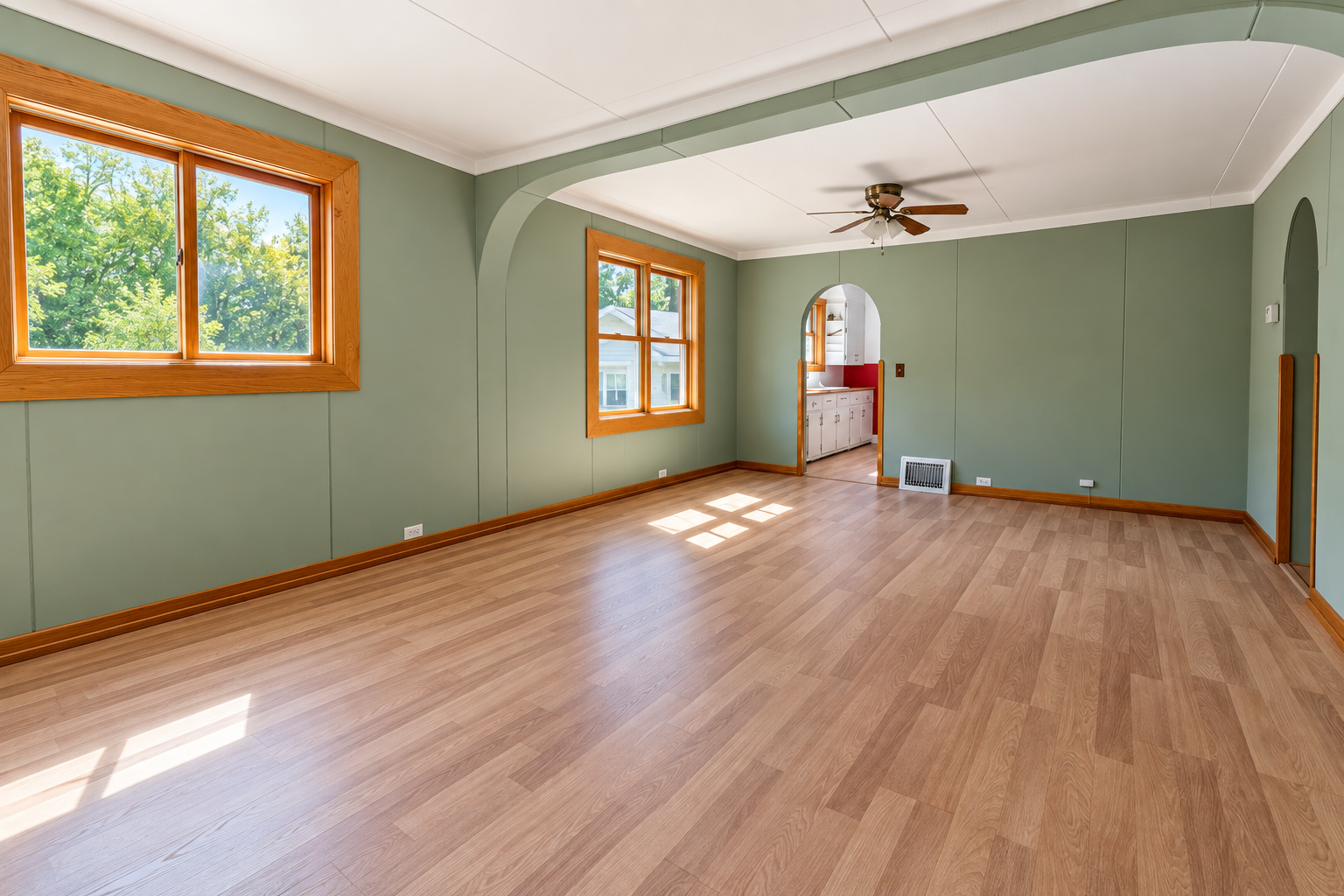 640 Superior Avenue Property Photo 3