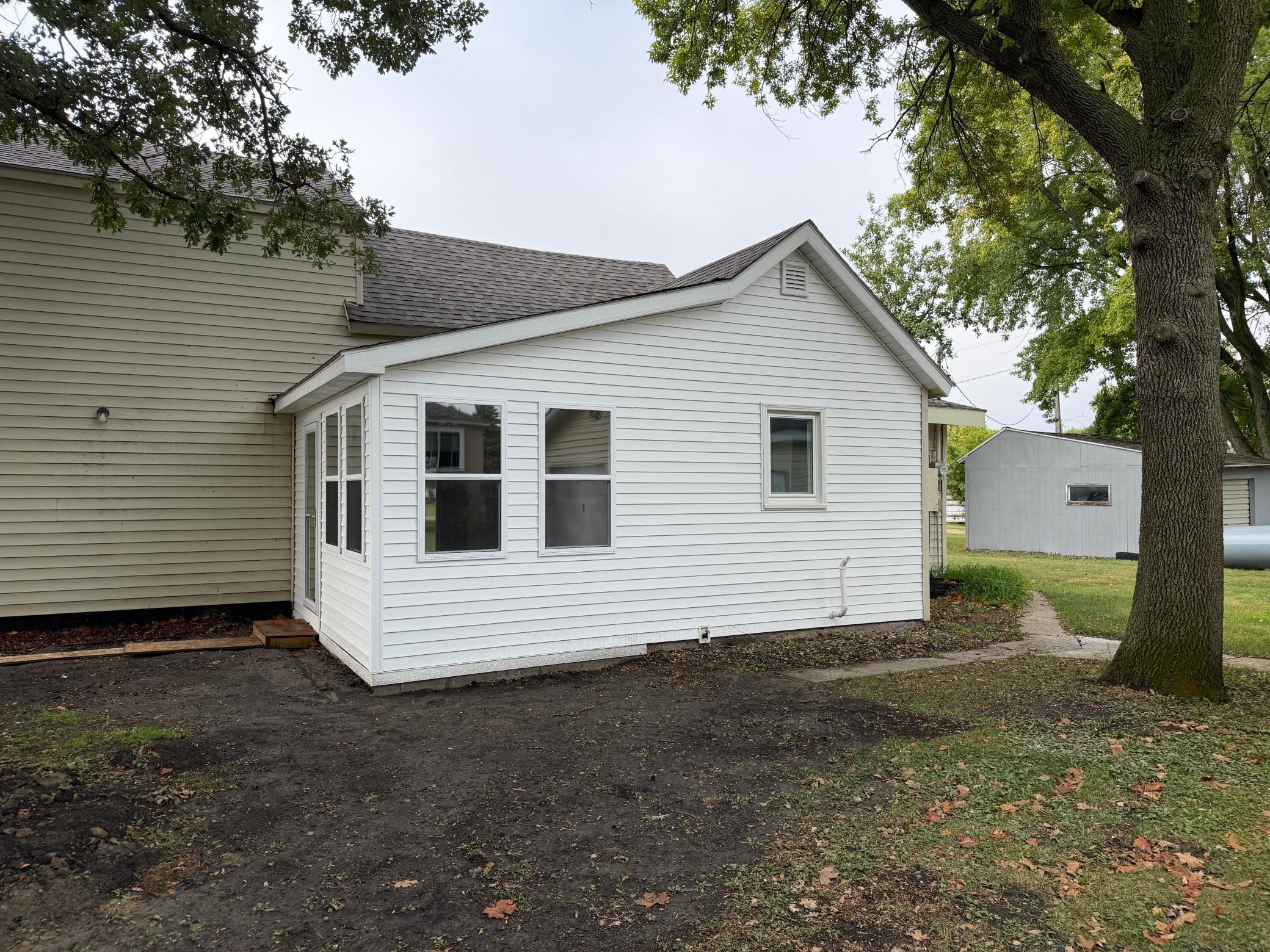 203 4th Street S Property Photo 4