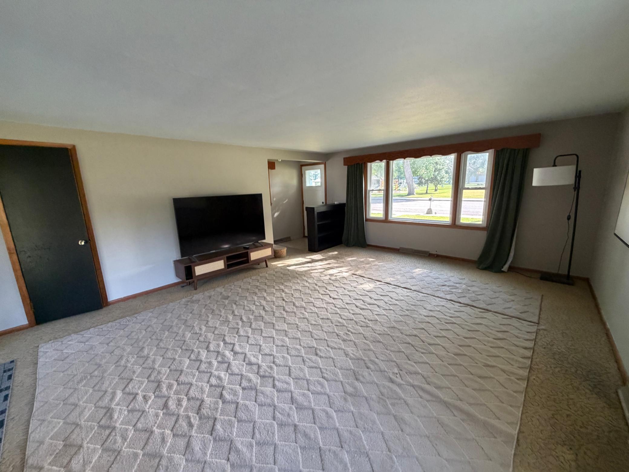 203 4th Street S Property Photo 10