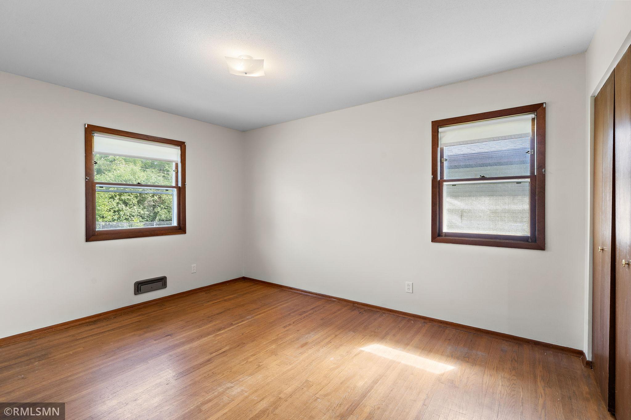 14590 Dallara Avenue W Property Photo 9