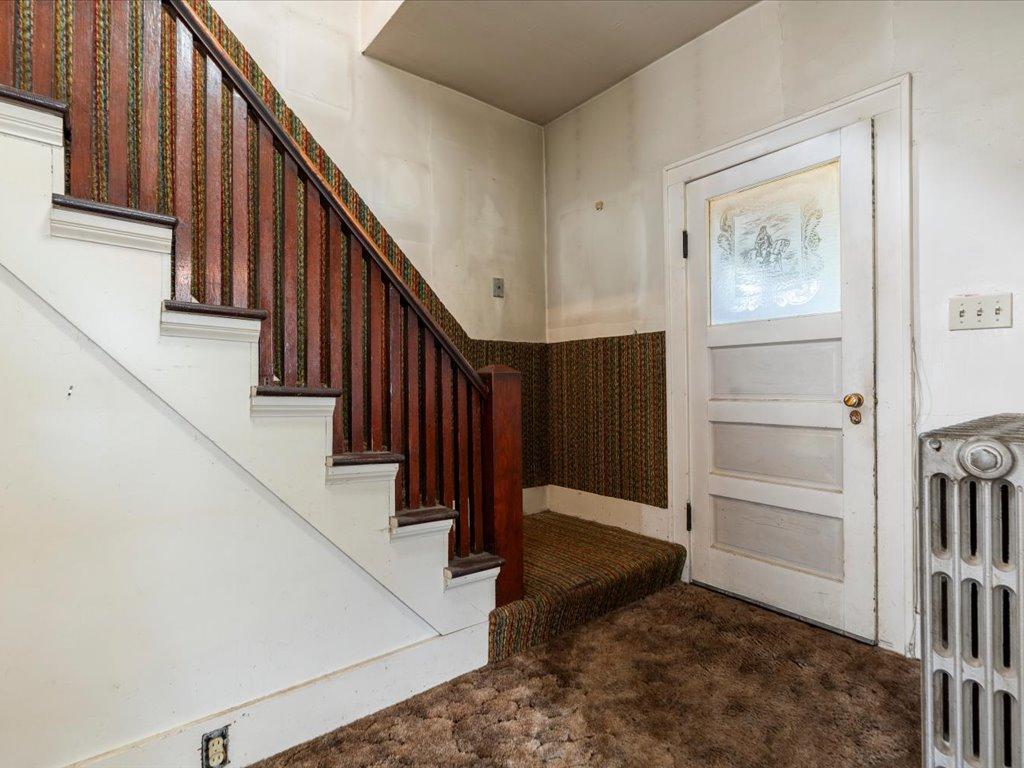824 10th Avenue Ne Property Photo 5